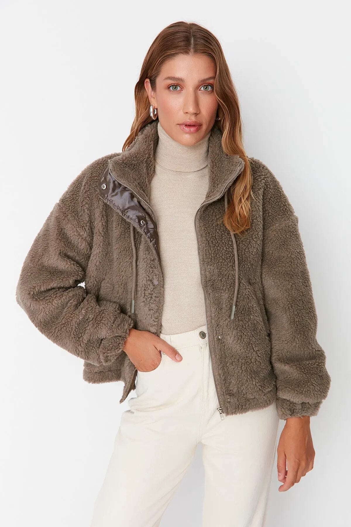 Trendyol Collection Oversize Mink Plush Jacket - Płaszcz z zamkiem błyskawicz...