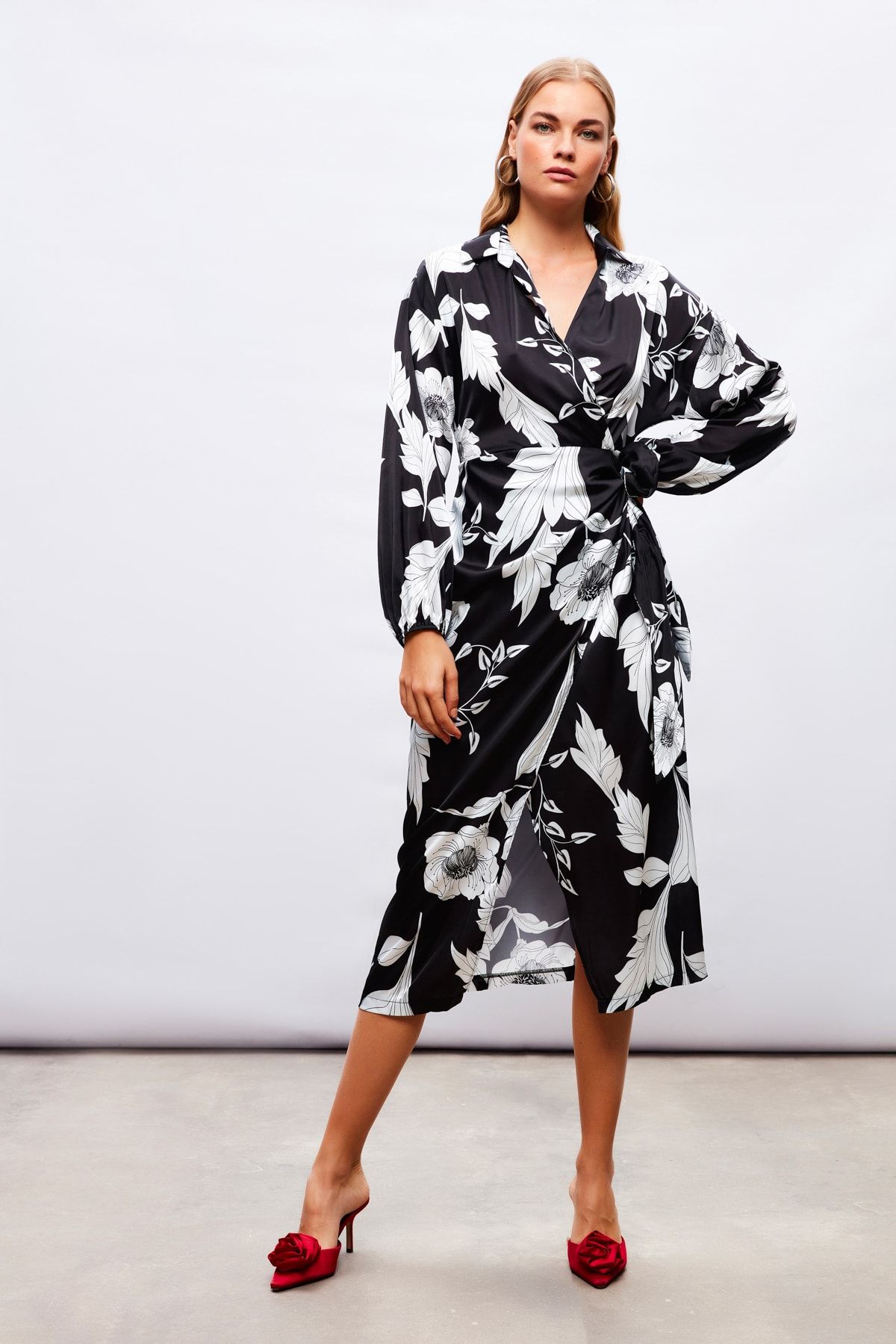 Sateen Double Breasted Side Tie Dress BLACK Trendyol