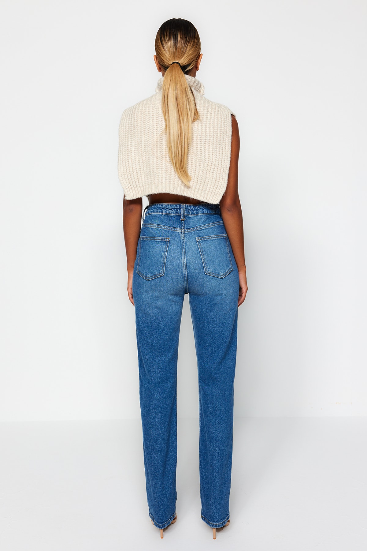 Trendyol Collection-Dunkelblaue High Waist Long Comfort Straight Jeans TWOAW24JE00063 5