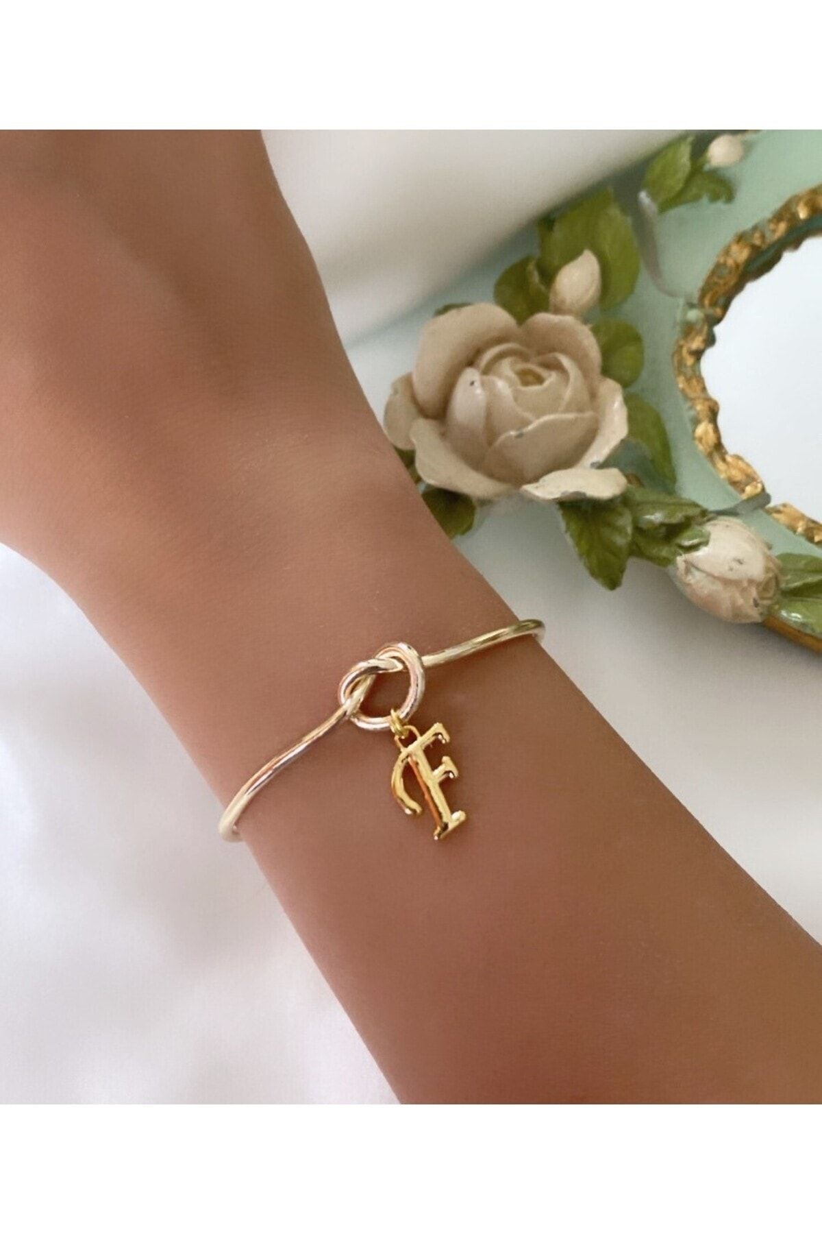 Knot on sale initial bracelet