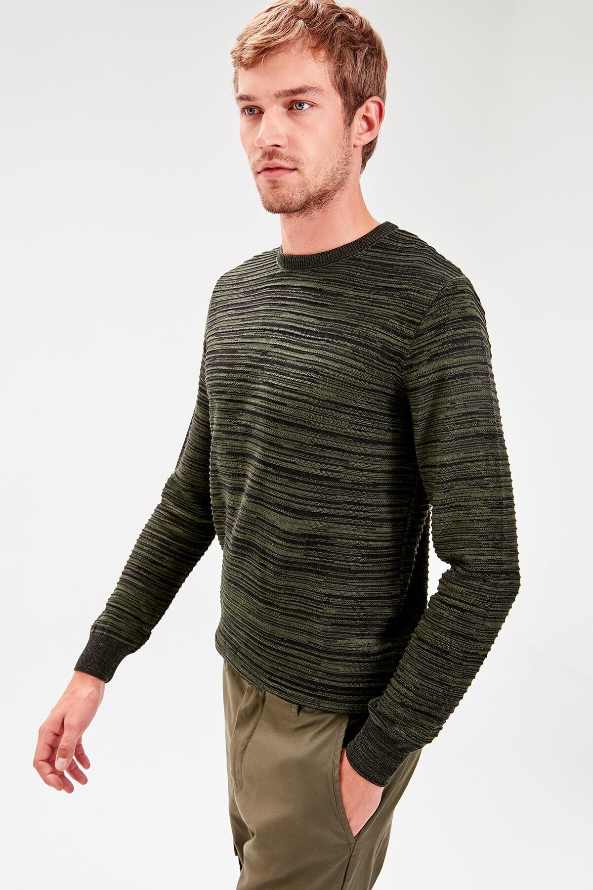 Kolekcia Trendyol-Khaki Gradient Slim Fit Crew Neck Pletený sveter - Tmnaw20Ls0008 7