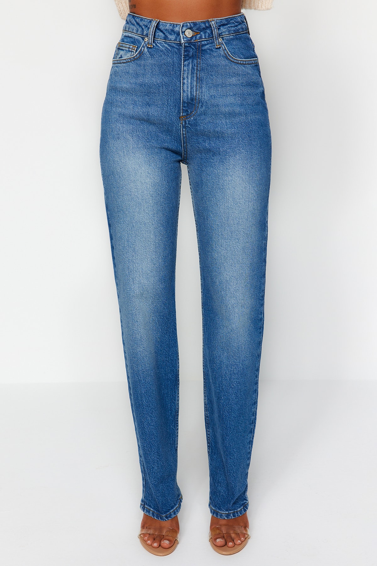Trendyol Collection-Dunkelblaue High Waist Long Comfort Straight Jeans TWOAW24JE00063 4