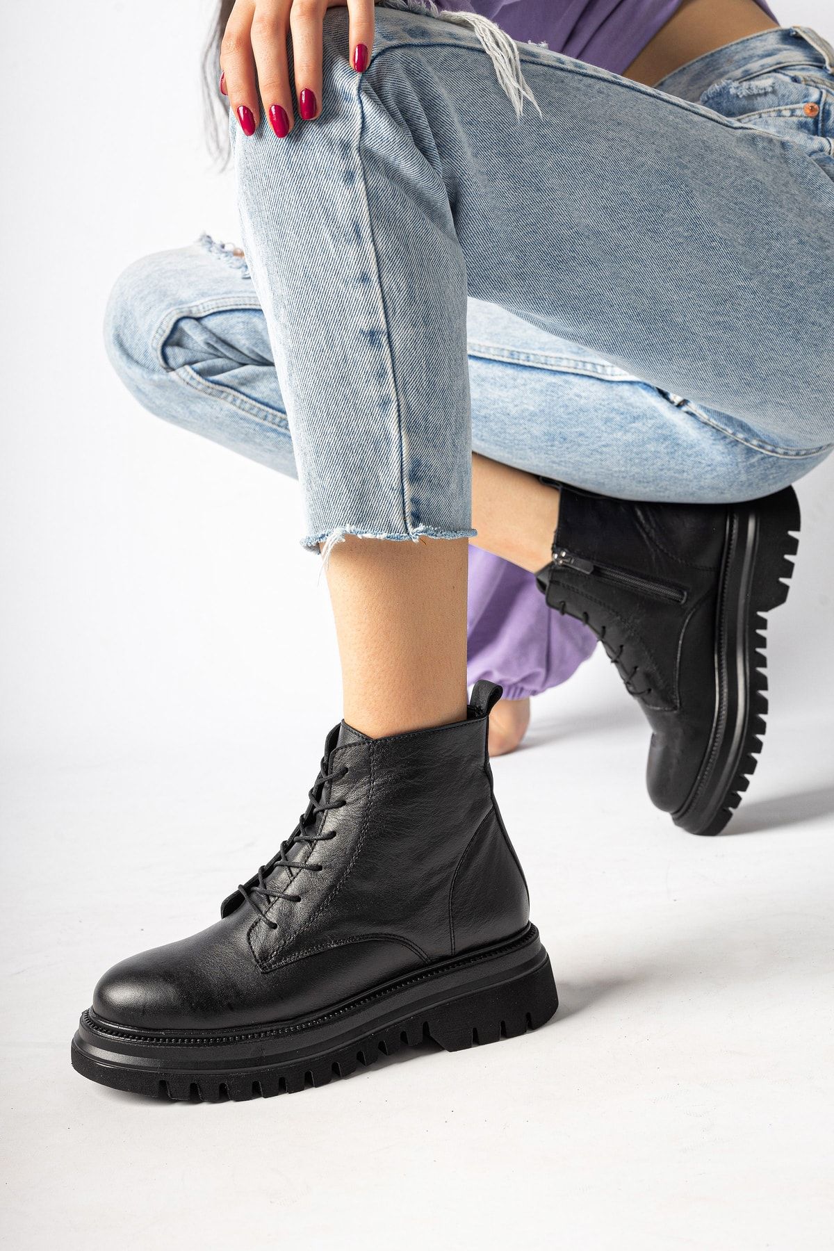 Deripabuc-Genuine Leather Black Women's Serrated Sole Leather Boots Trc-216574-1 4