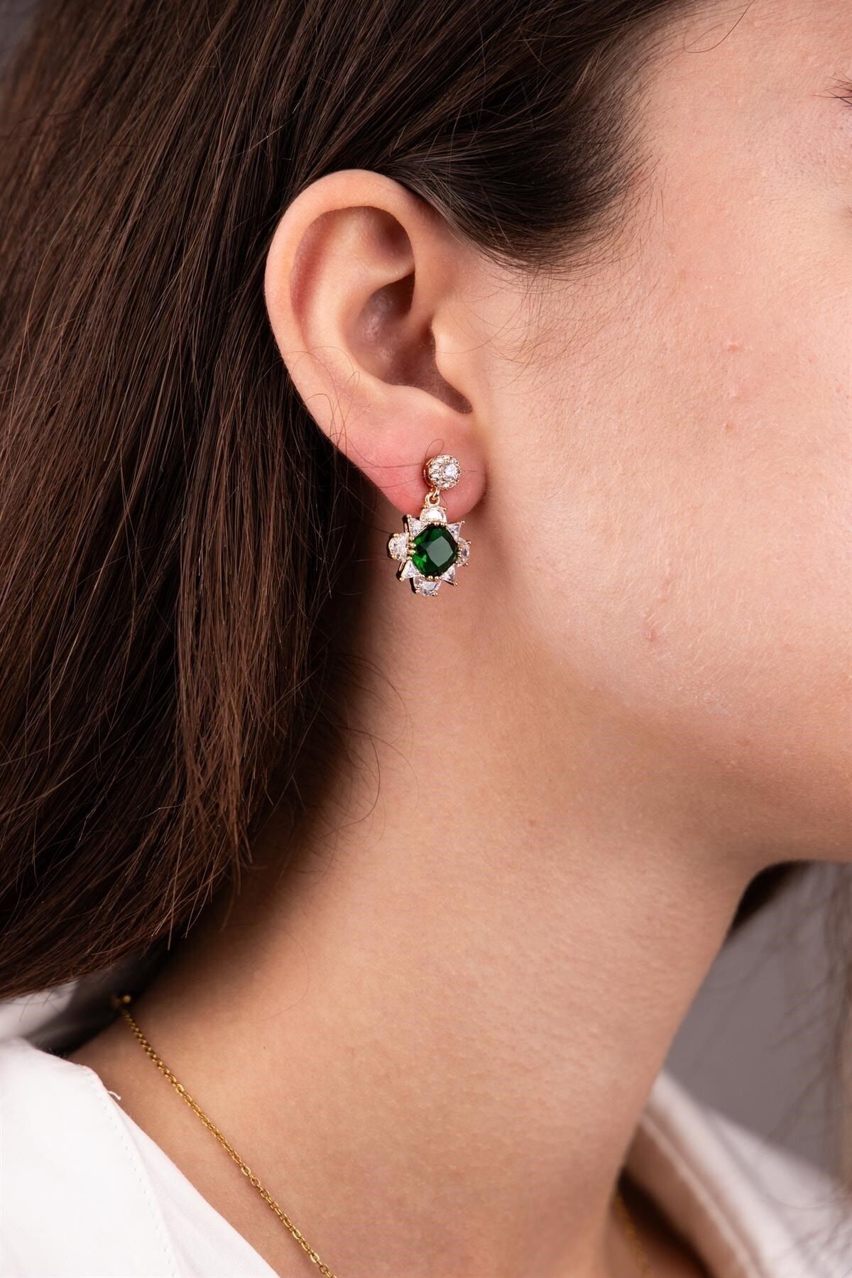 Green gemstone outlet earrings