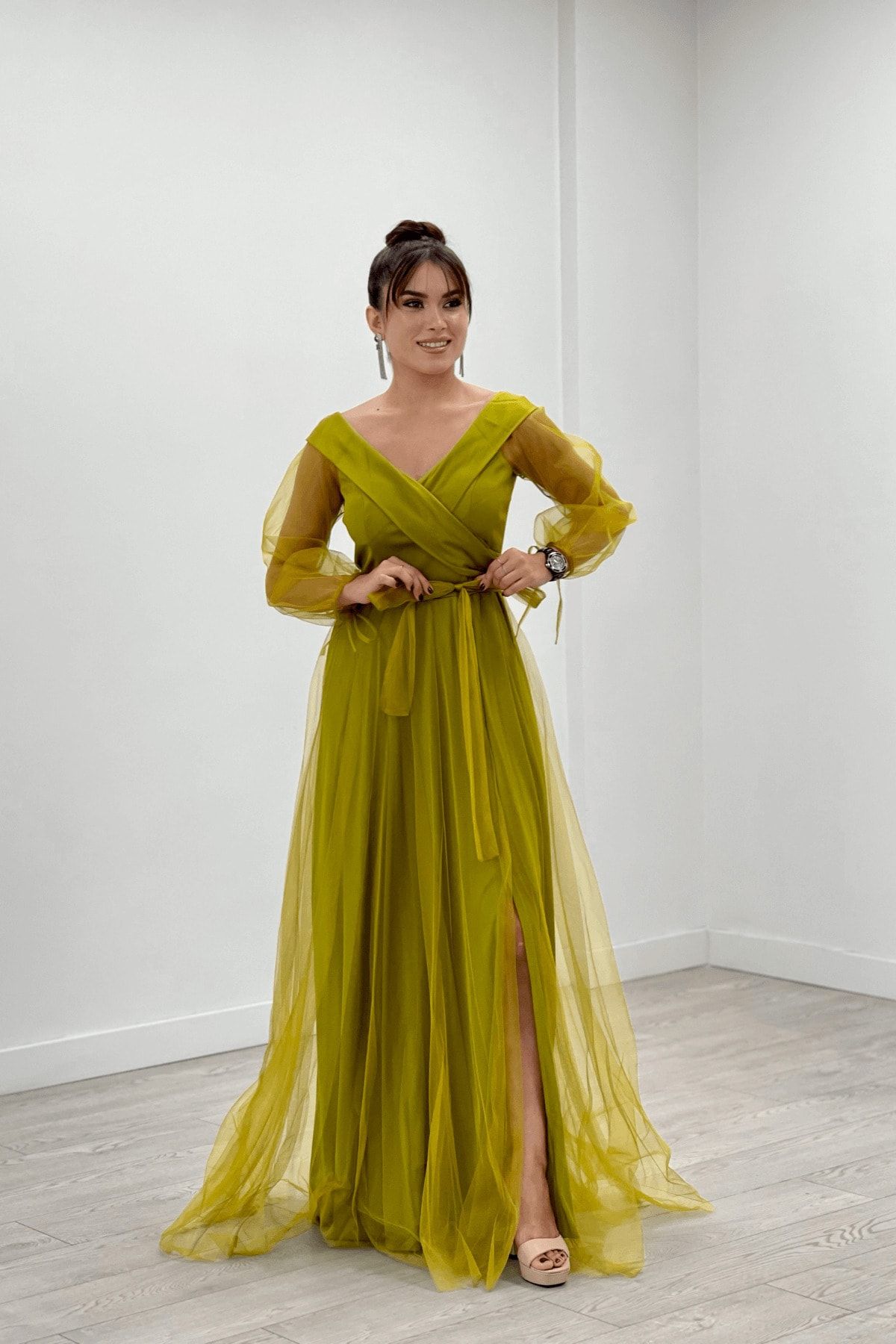 Anna prom dress locations hot sale