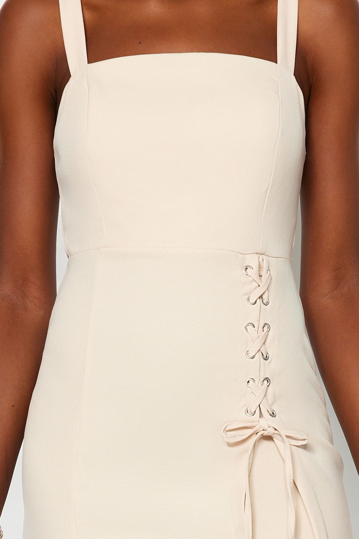 Trendyol Collection-Κρεμ Φόρεμα Midi Pencil Φούστα - Λεπτομέρεια ματιού, Τετράγωνος γιακάς με σκίσιμο TWOSS19EL0079 6