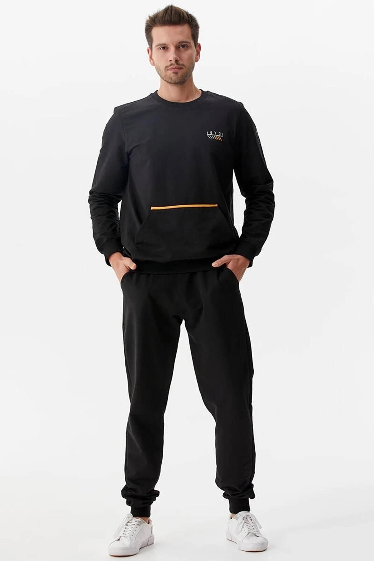 Nike black discount and gold sweatsuit