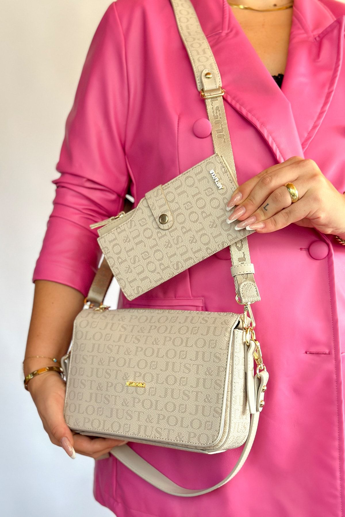 Just Polo Medium Size Sports Model Multi Compartment Women s Cross