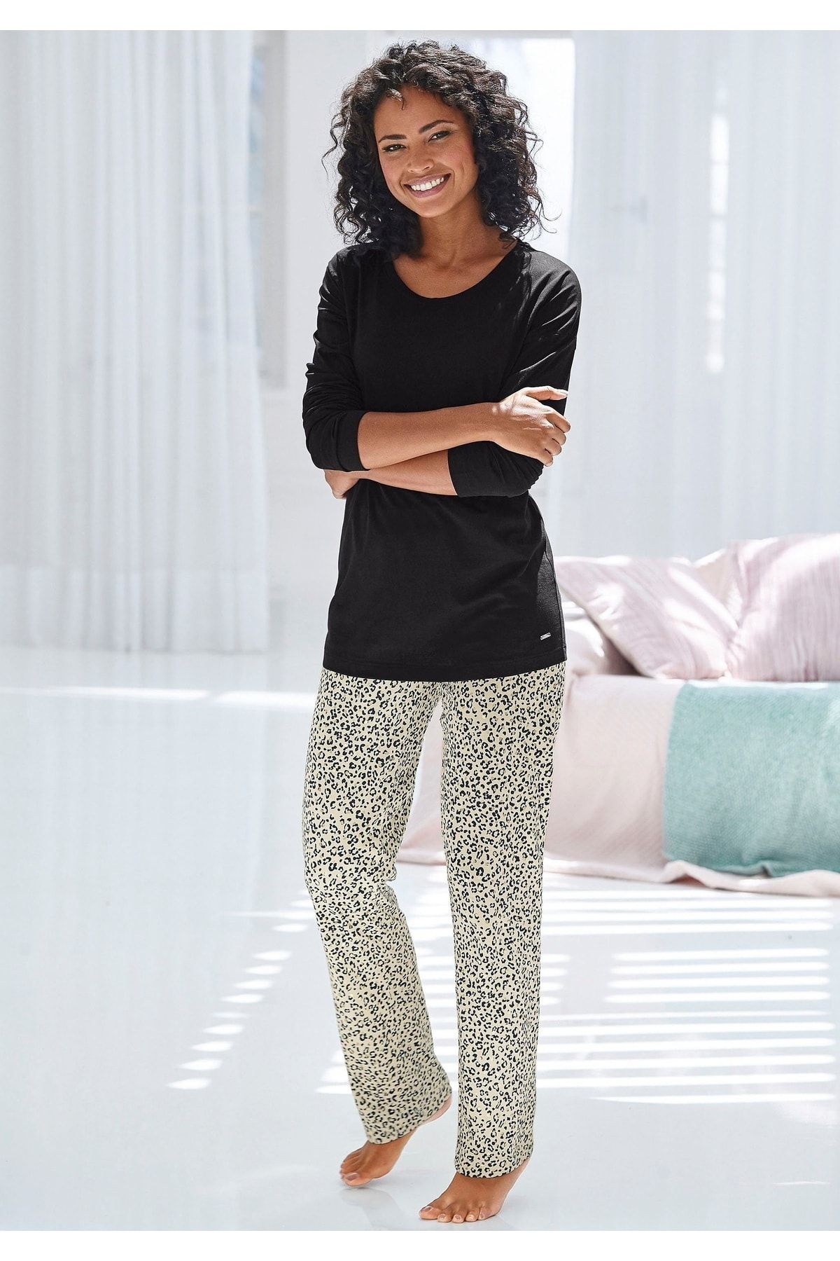 s.Oliver Pyjama set - - Trendyol - Beige Unifarben