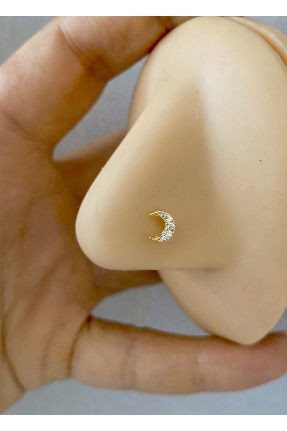Nose stone outlet ring