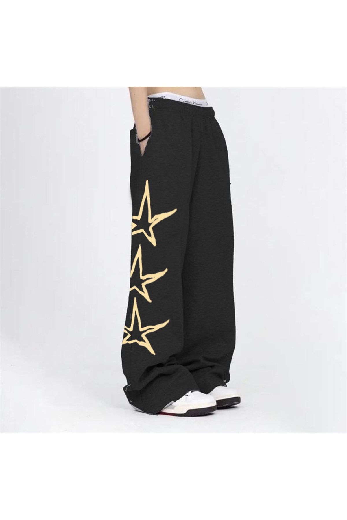 K stebek Black 3 Star Print Unisex Comfortable Sweatpants Trendyol