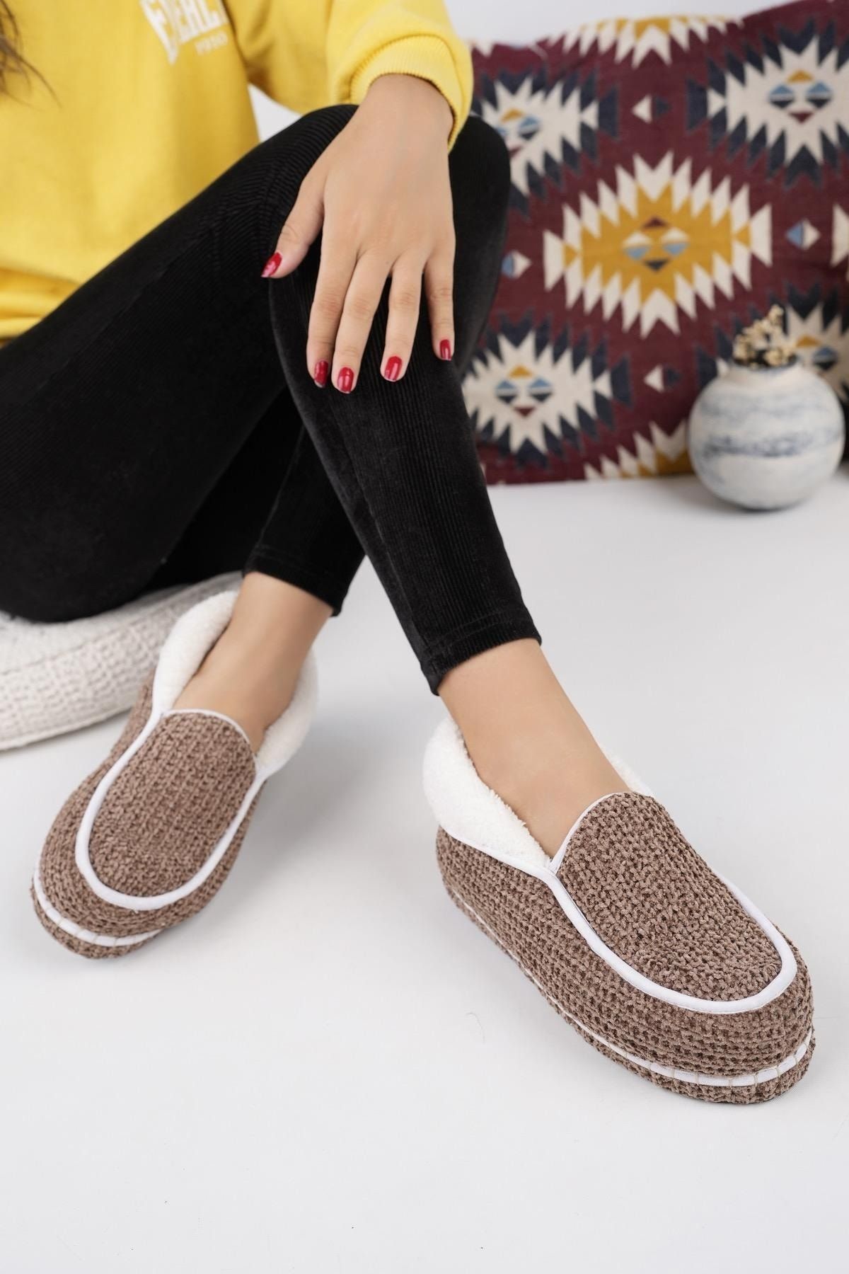 Woolen shoes shop for womens