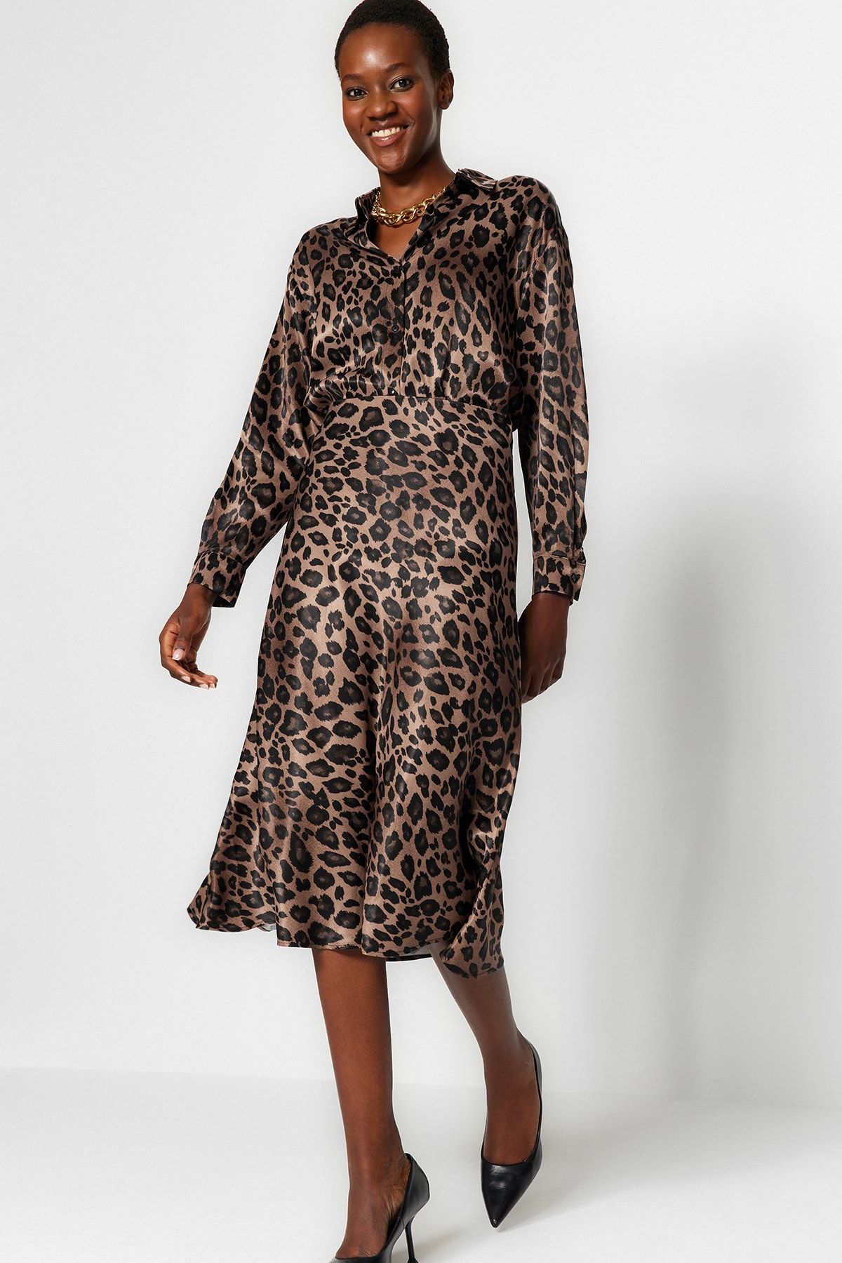 Trendyol Collection-Brauner Premium-Midirock aus gewebtem Satin mit Tiermuster, hohe Qualität TWOAW24ET00140 7