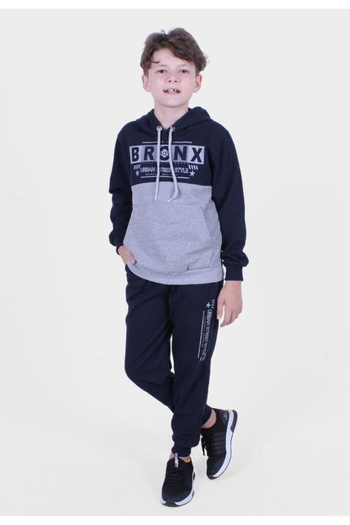 Urban tracksuits outlet
