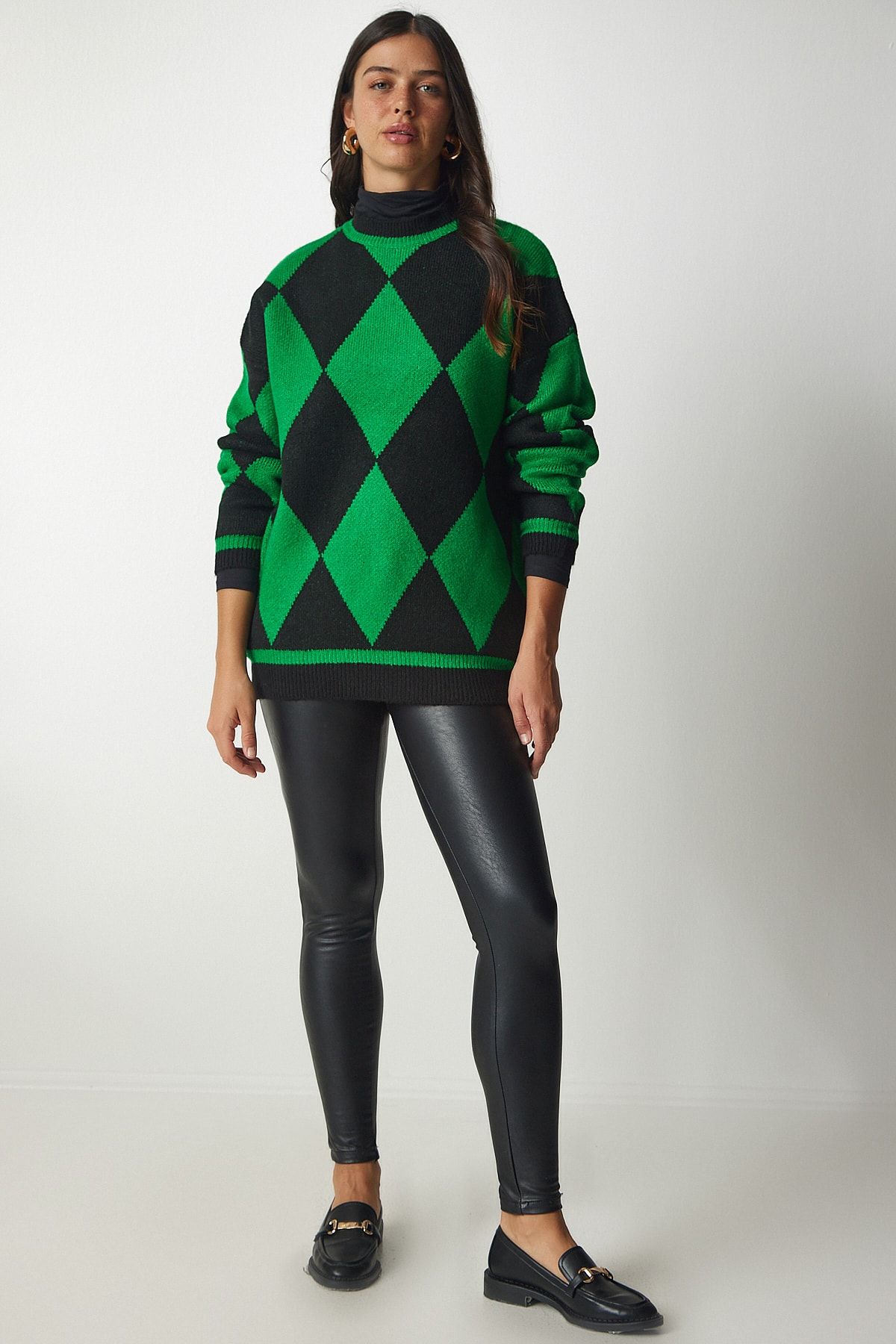 complete the look image