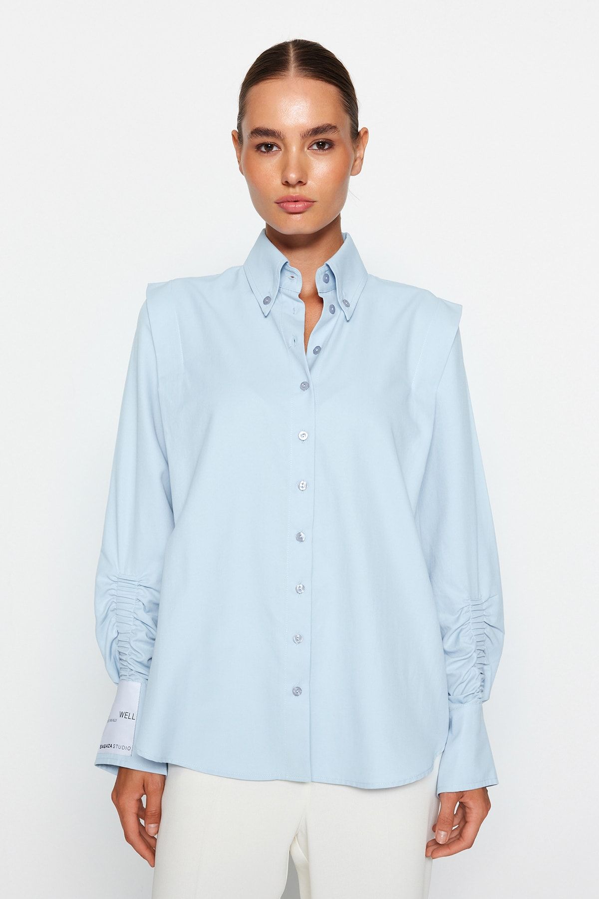 Trendyol Collection-Sagaza Studio Hellblaues Popeline-Hemd - Kordelzug-Detail, gewebt TPRAW22GO1191 3