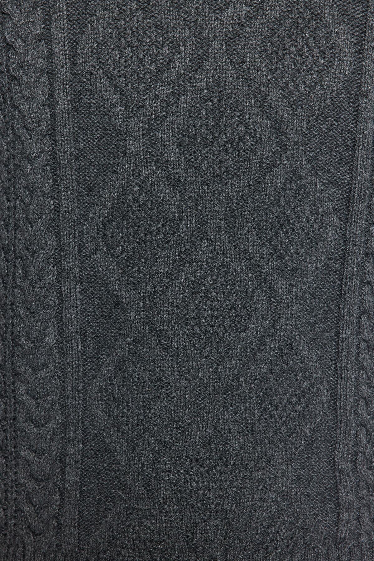 Trendyol Collection-Pulover oversize din tricotaj gri - Gâtul turn, împletitură de păr, croială largă TMNAW23KZ00280 14