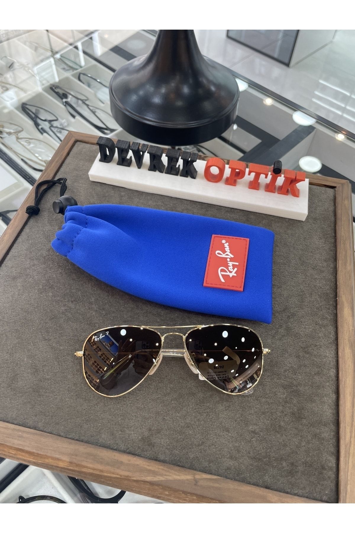 Ray bans 2025 with gold bar