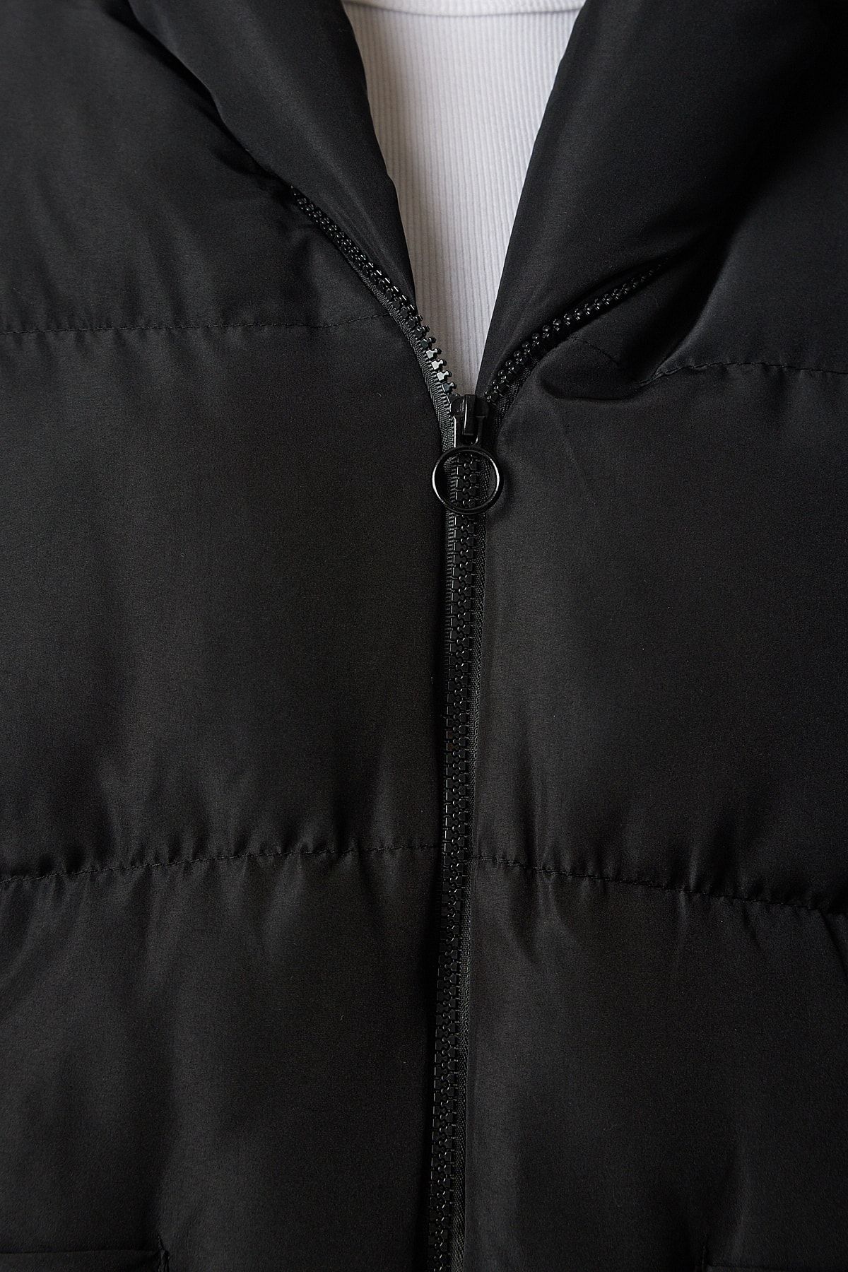 Happiness İstanbul-Woman's Black Hooded Oversize Inflatable Coat HK00026 8
