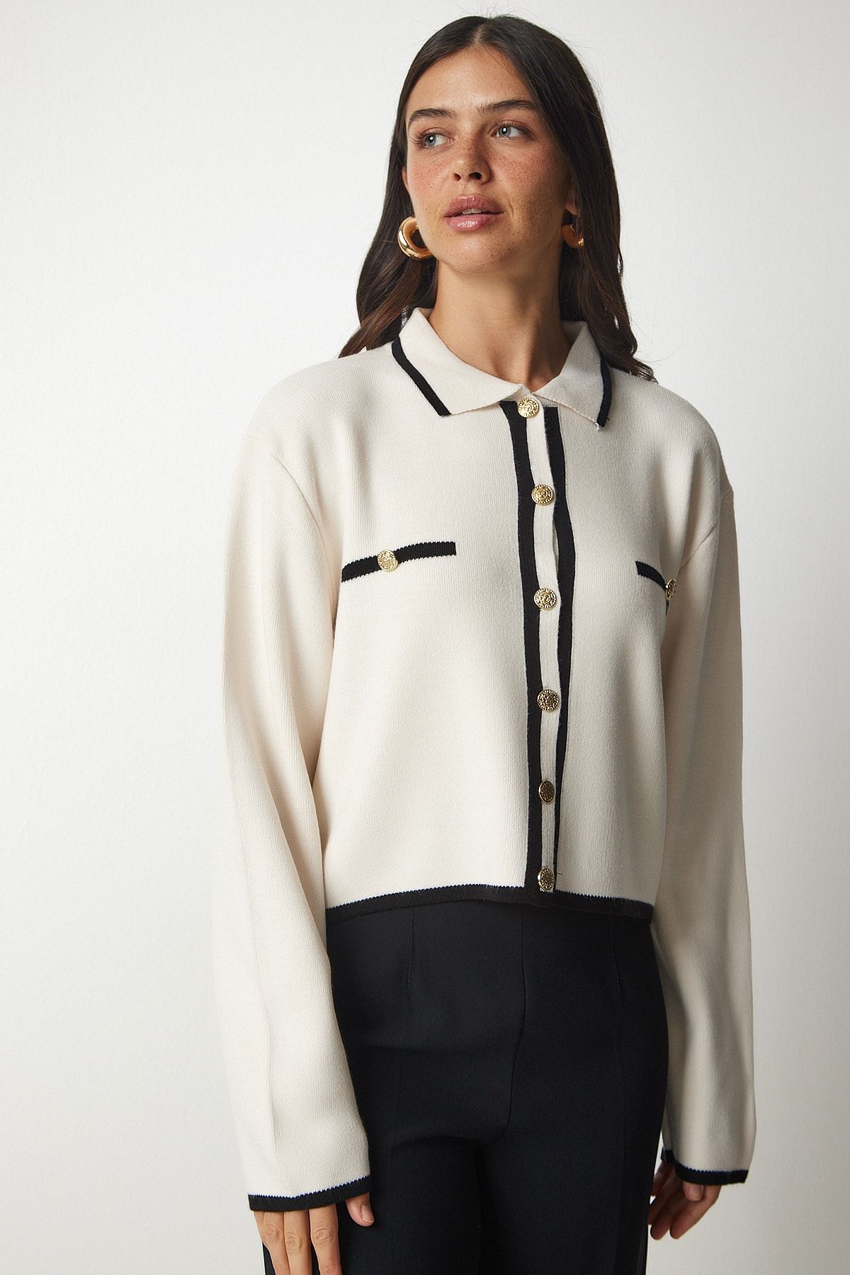 Happiness İstanbul-Cremefarbene Strickjacke mit Streifendetail für Damen YY00160 2
