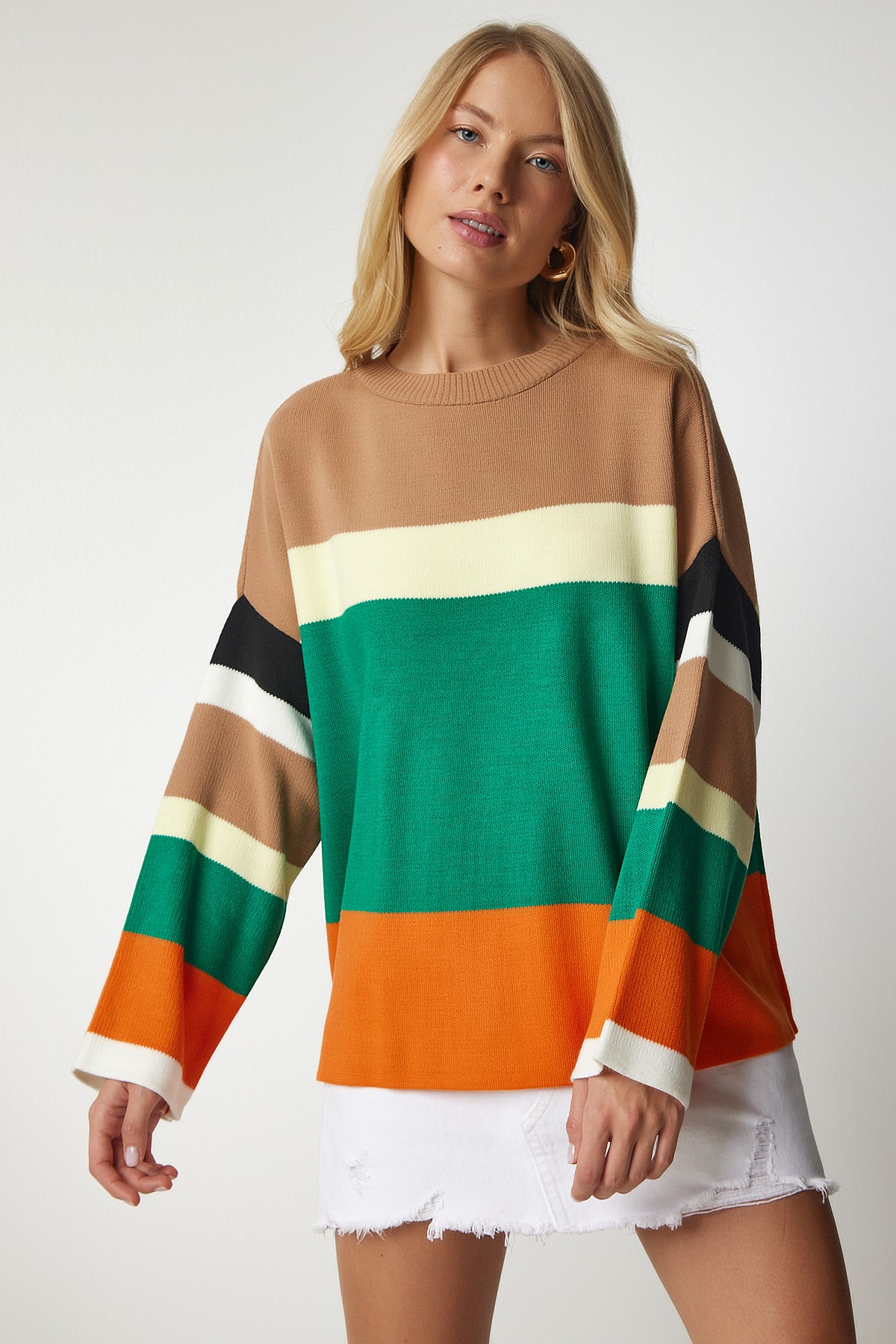 Happiness İstanbul Damen-Strickpullover in Keksgrün mit Farbblock-Muster BV00079