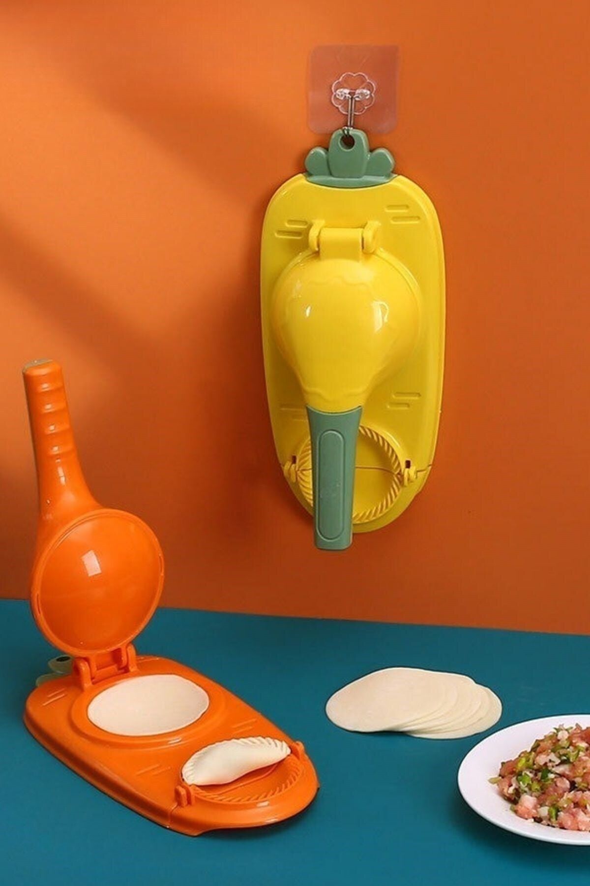 Buffer-® Stylish Practical Pastry Ravioli Pulp Pressing Pastry Making Mold with Carrot Design 4