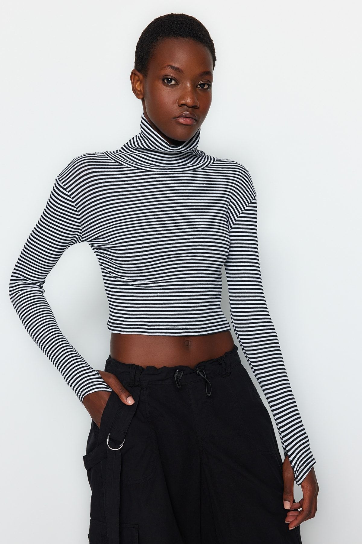 Ribbed striped hotsell turtleneck