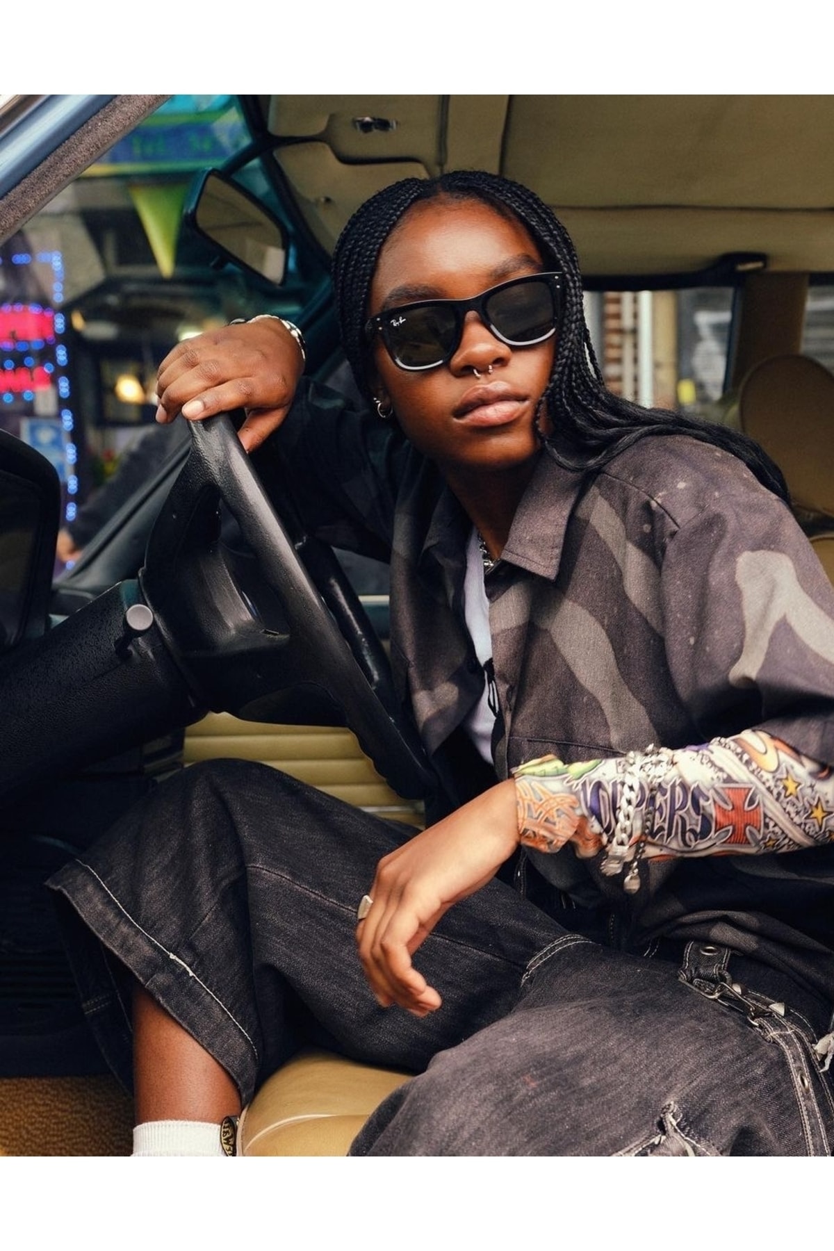 ری بن طراحی جدید و زاویه‌دار ریبن معکوس