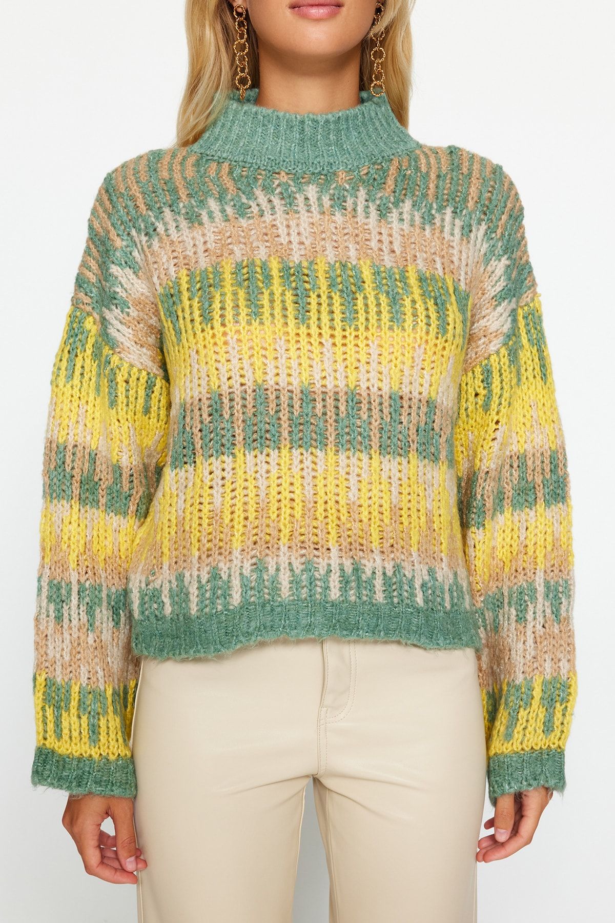 Trendyol Collection-Green Thick Stand Collar Crop Knitwear Sweater - Soft Texture Twoaw24Kz00688 5