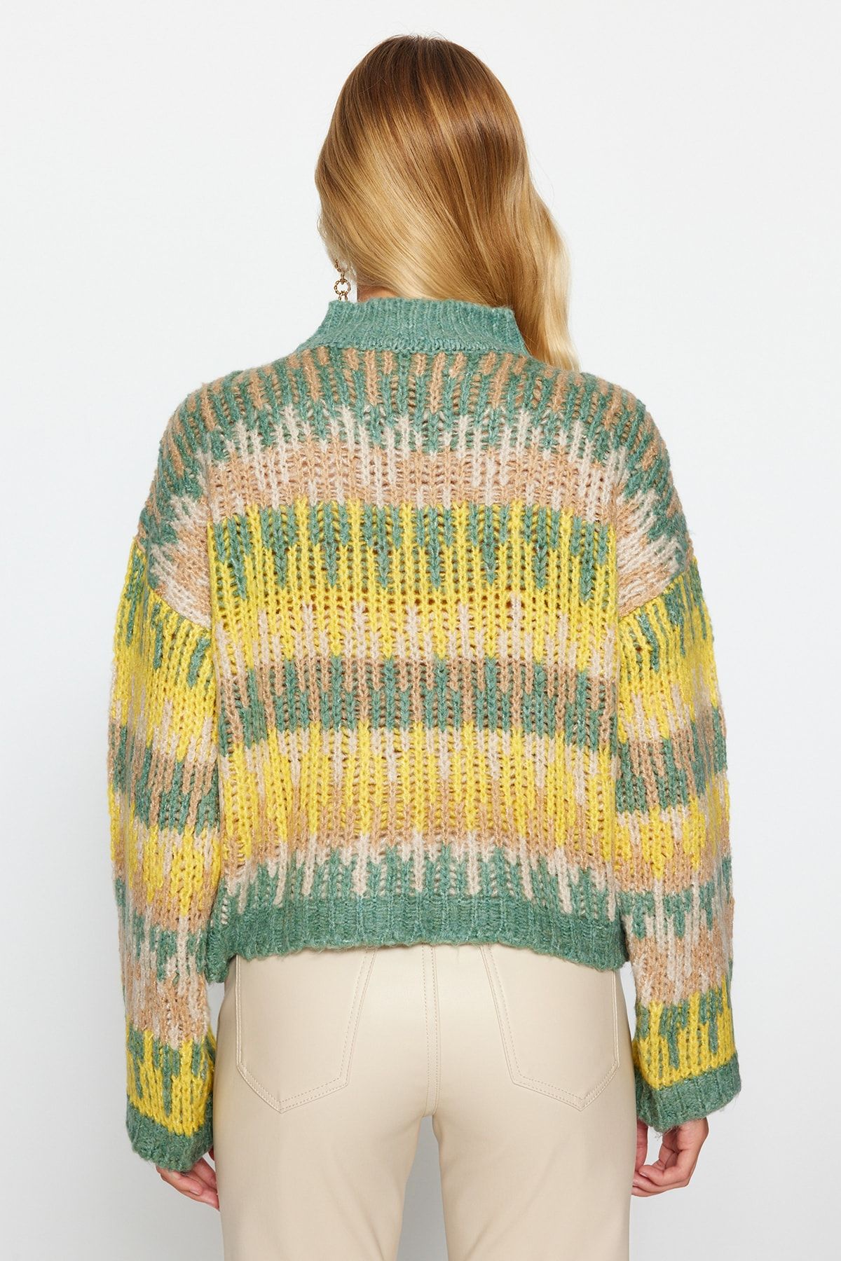 Trendyol Collection-Green Thick Stand Collar Crop Knitwear Sweater - Soft Texture Twoaw24Kz00688 7
