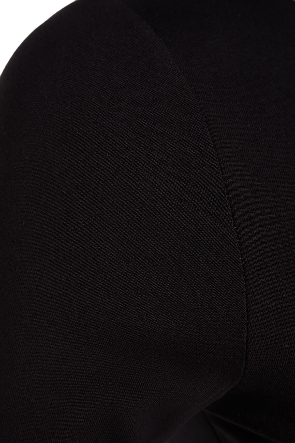 Trendyol Collection-Schwarze, dehnbare, dehnbare Strickbluse aus Baumwolle mit U-Boot-Ausschnitt TWOAW24BZ00166 7