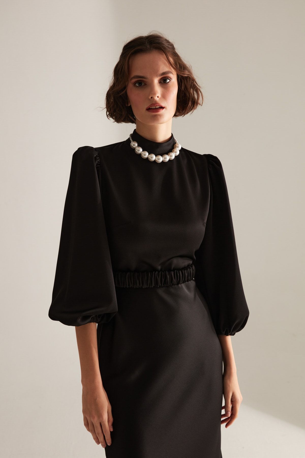 BETTY & SAM-Berthe Magnificent Collar Black Long Engagement Dress 4