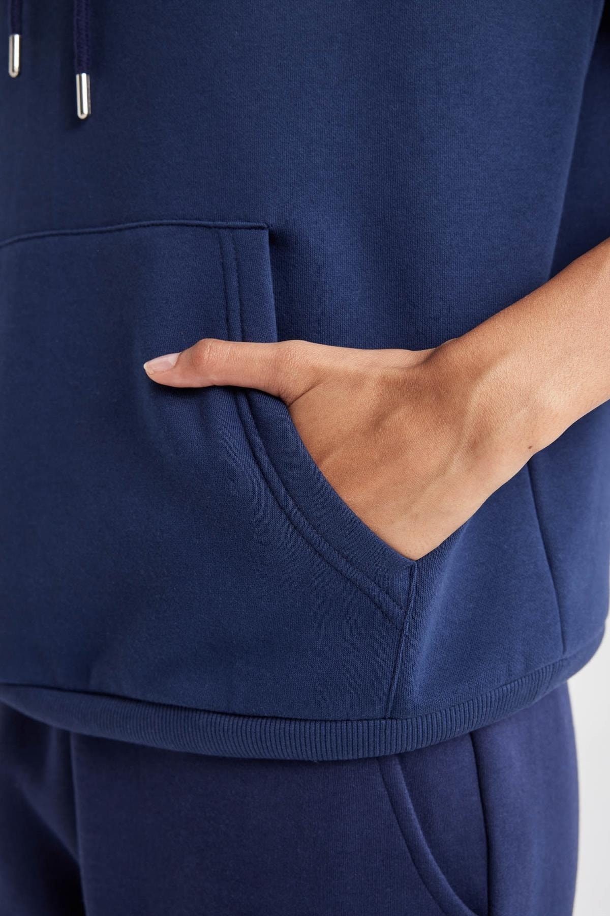 سویشرت زنانه دفاکتو | W1240AZ23WN Defacto - Image 6