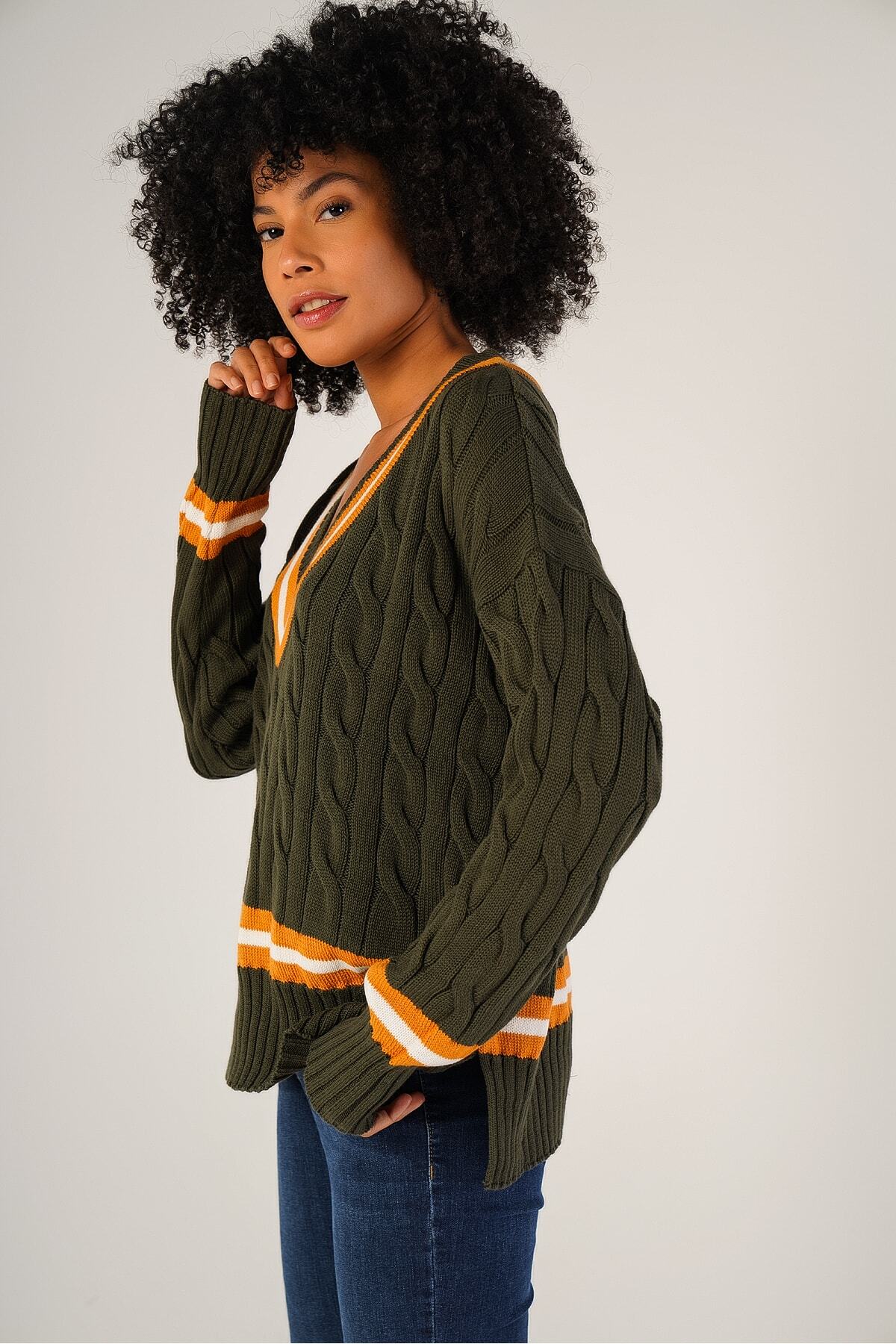 Trist Star  Haki Kadın V Yaka Çizgili Yırtmaçlı Oversize %100 Pamuk Kazak - Görsel 2