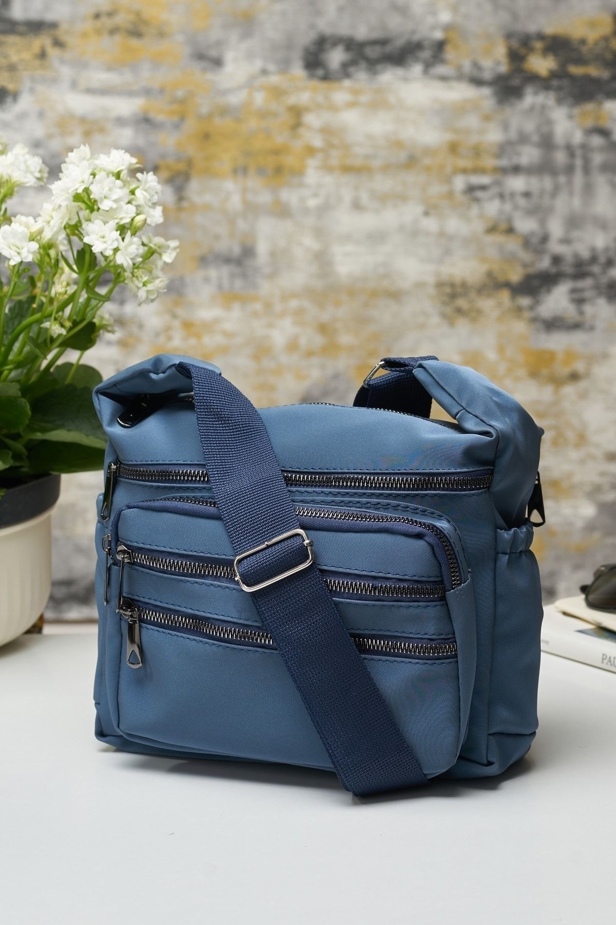 Queensland Messenger Bag Blue Plain Trendyol