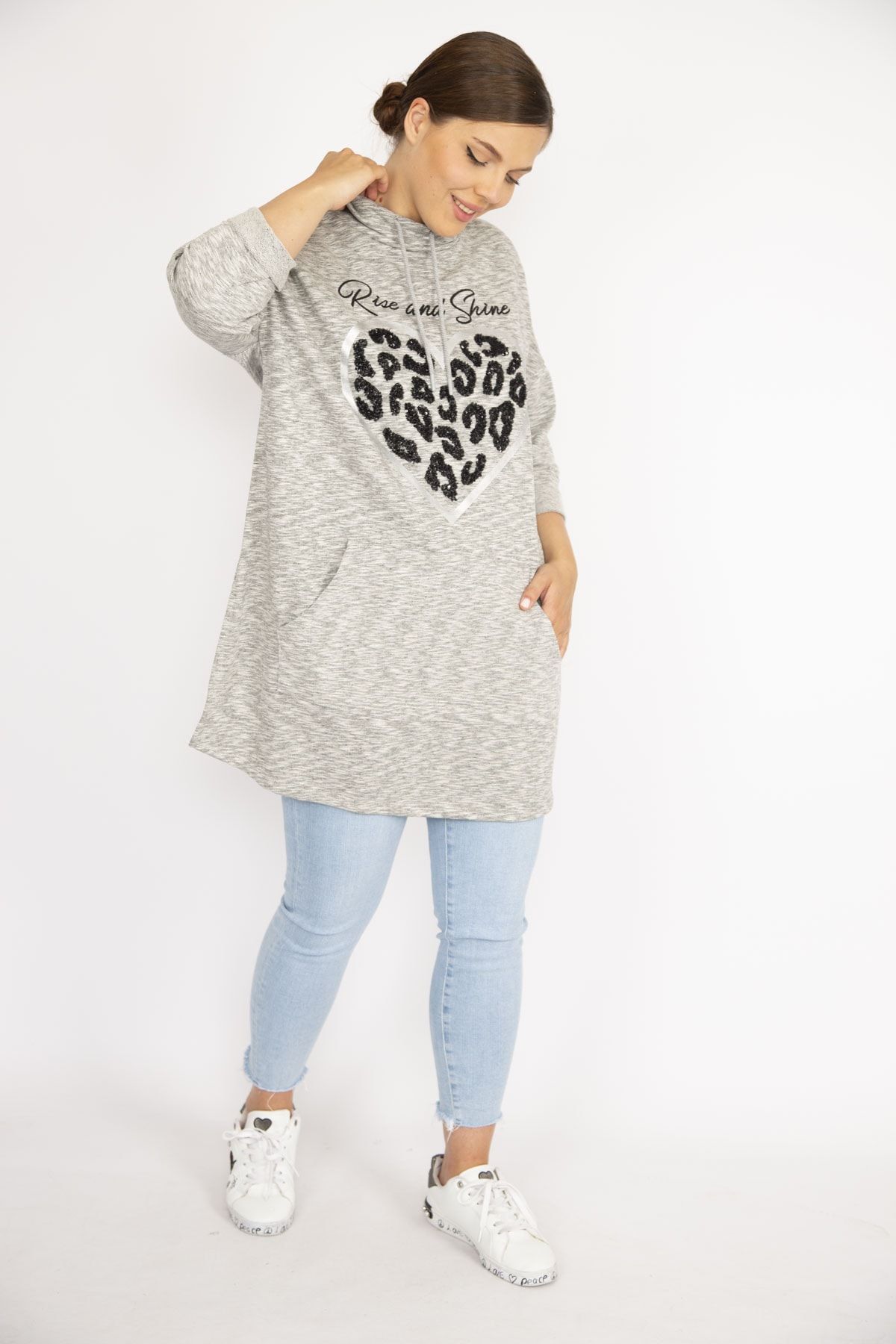 Şans Women's Large Size Gray Hooded Sweatshirt with Raised Embroidery and  Kangaroo Pocket Detail 65N37206 - Trendyol
