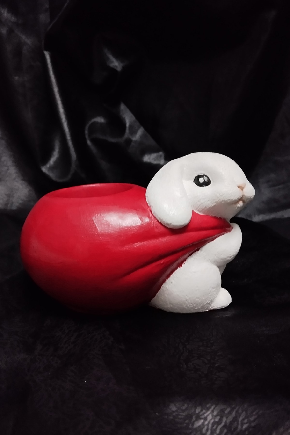 Decorative Rabbit Oversized Table Top Pen Holder, Succulent Pot, Regulatory Object