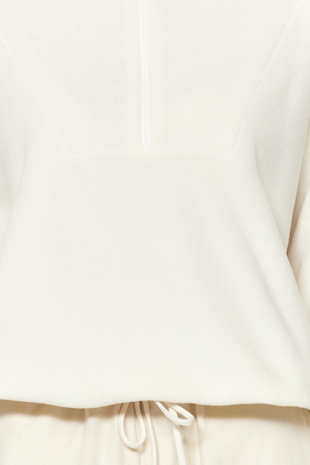 Kolekcia Trendyol Ecru zips Detailed Fleece pletená mikina TWOAW21SW0758