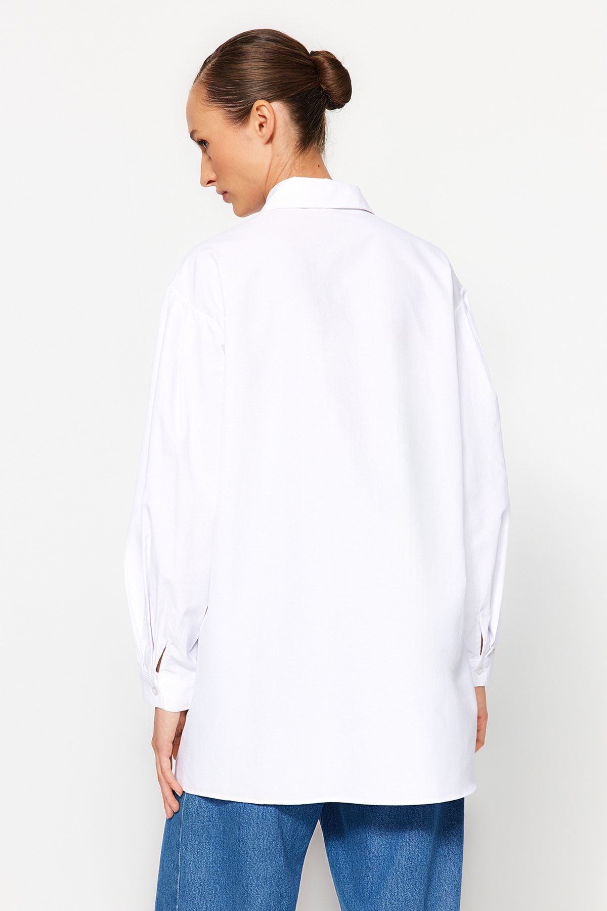 Trendyol Modest-White Sleeves Pleat Detailed Woven Shirt TCTAW24TG00023 5