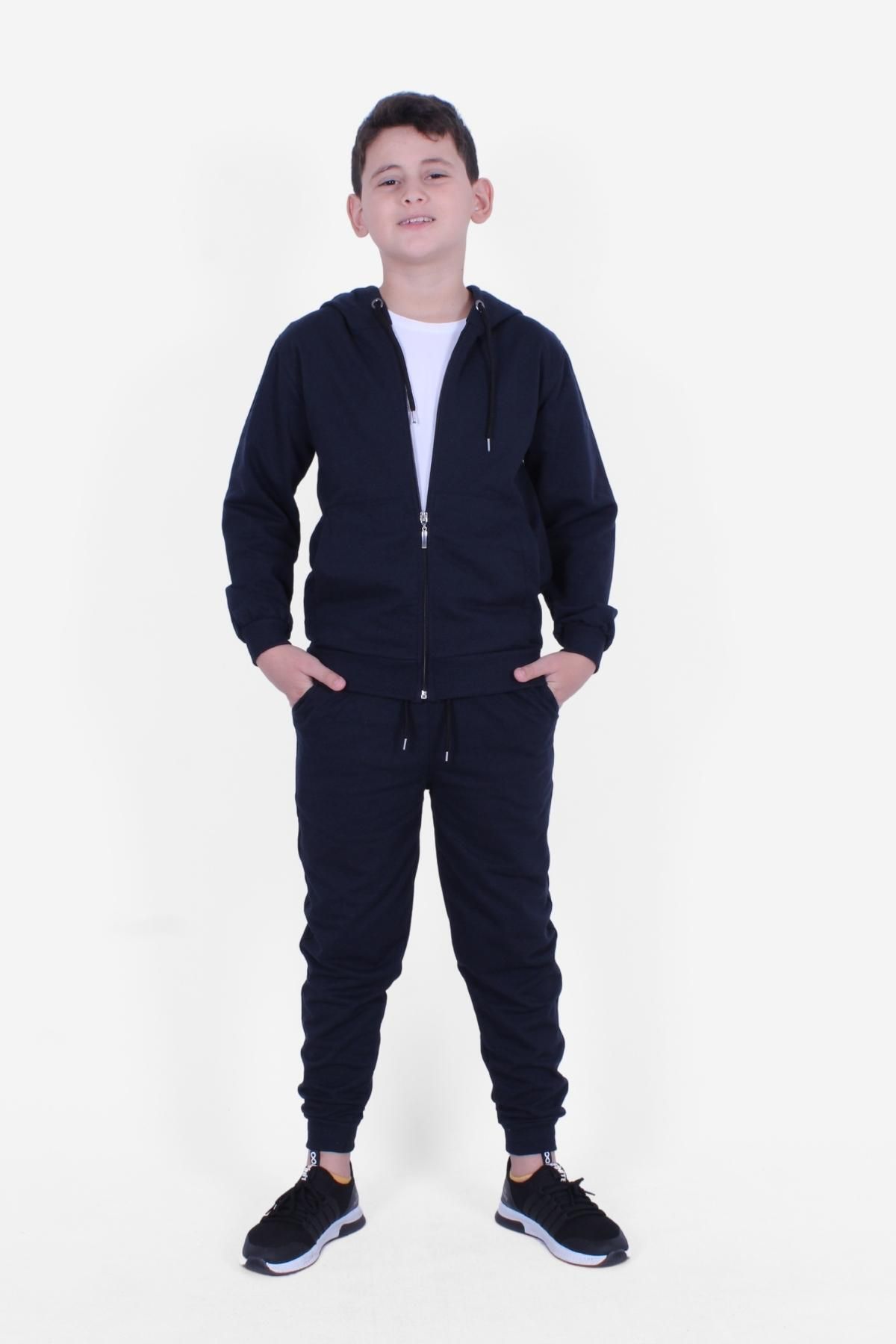 Older boys tracksuit discount bottoms