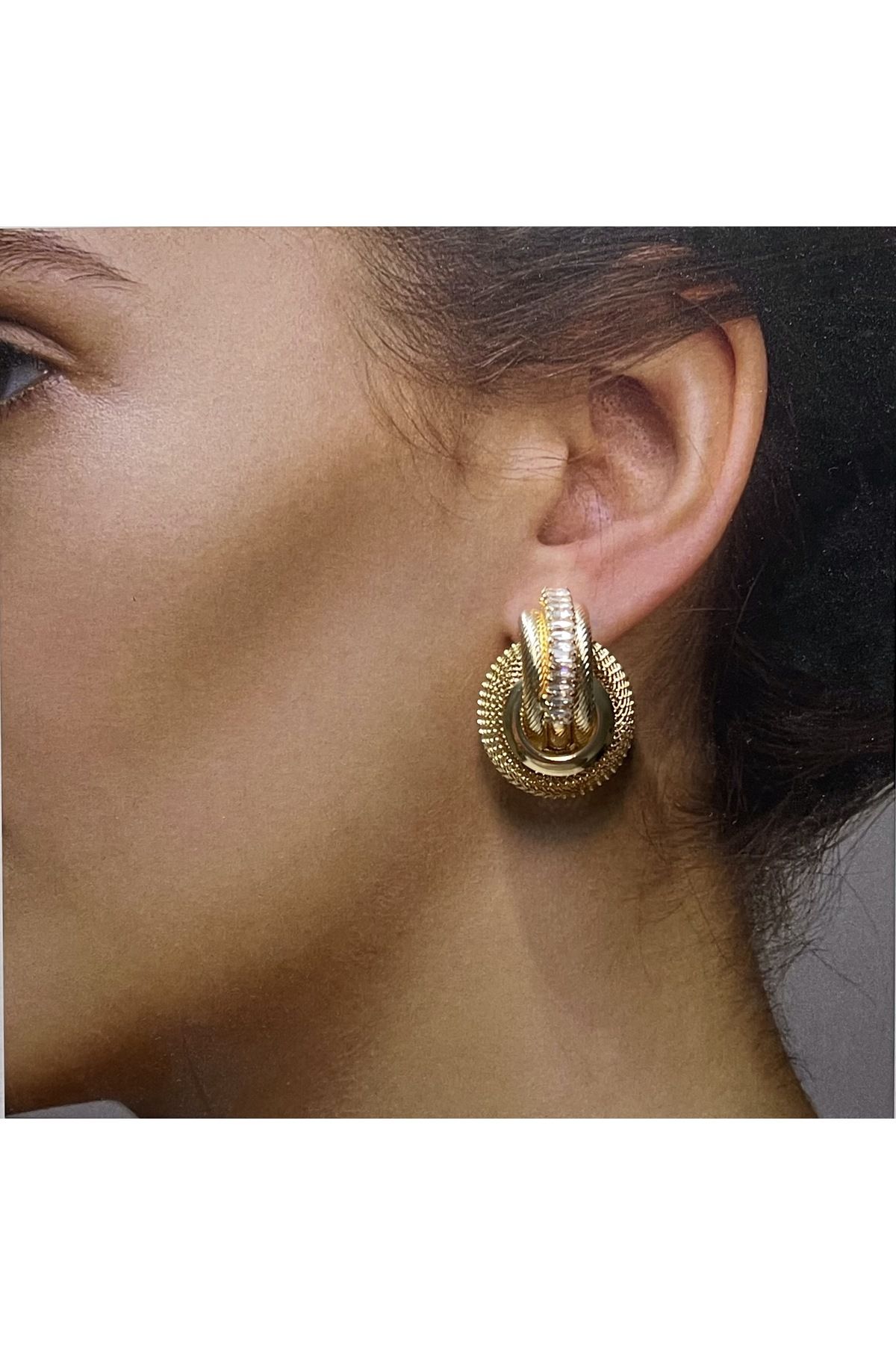 Rupen Kraft Şık Baget Taşlı Vintage Model Gold Renk Küpe