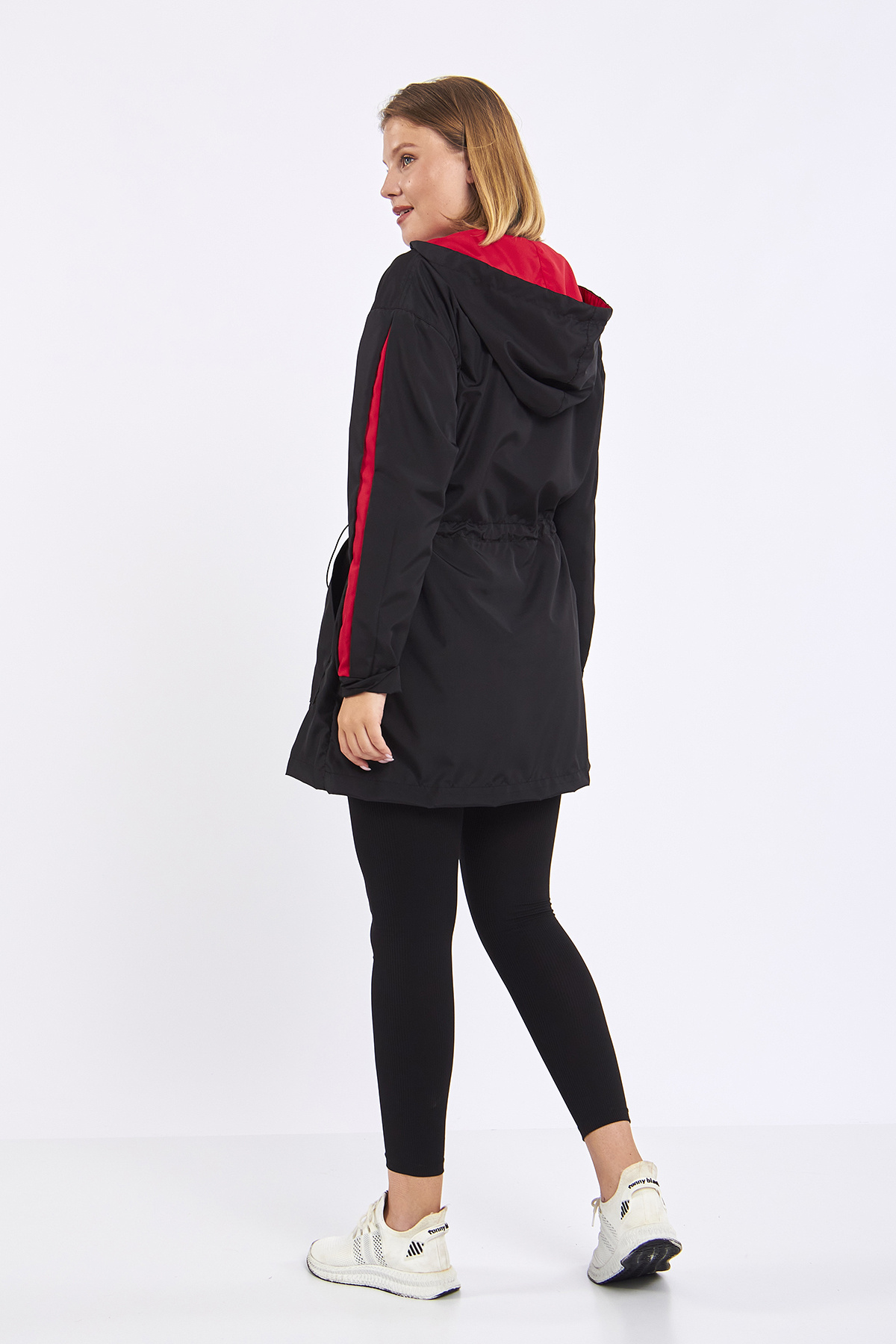 Moda Tuğram  Micro Midi Siyah Kolları Kırmızı Yağmurluk & Rüzgarlık - Görsel 6