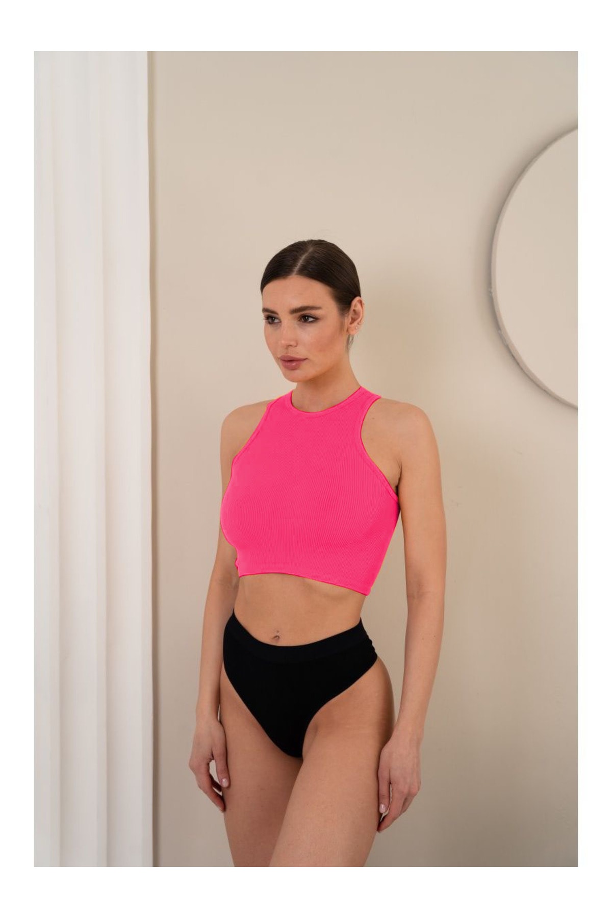 MİSTİRİK Murana Model Dikişsiz Toparlayıcı Büstiyer Crop Seamless Model Spor Crop Pembe Renk görsel 4