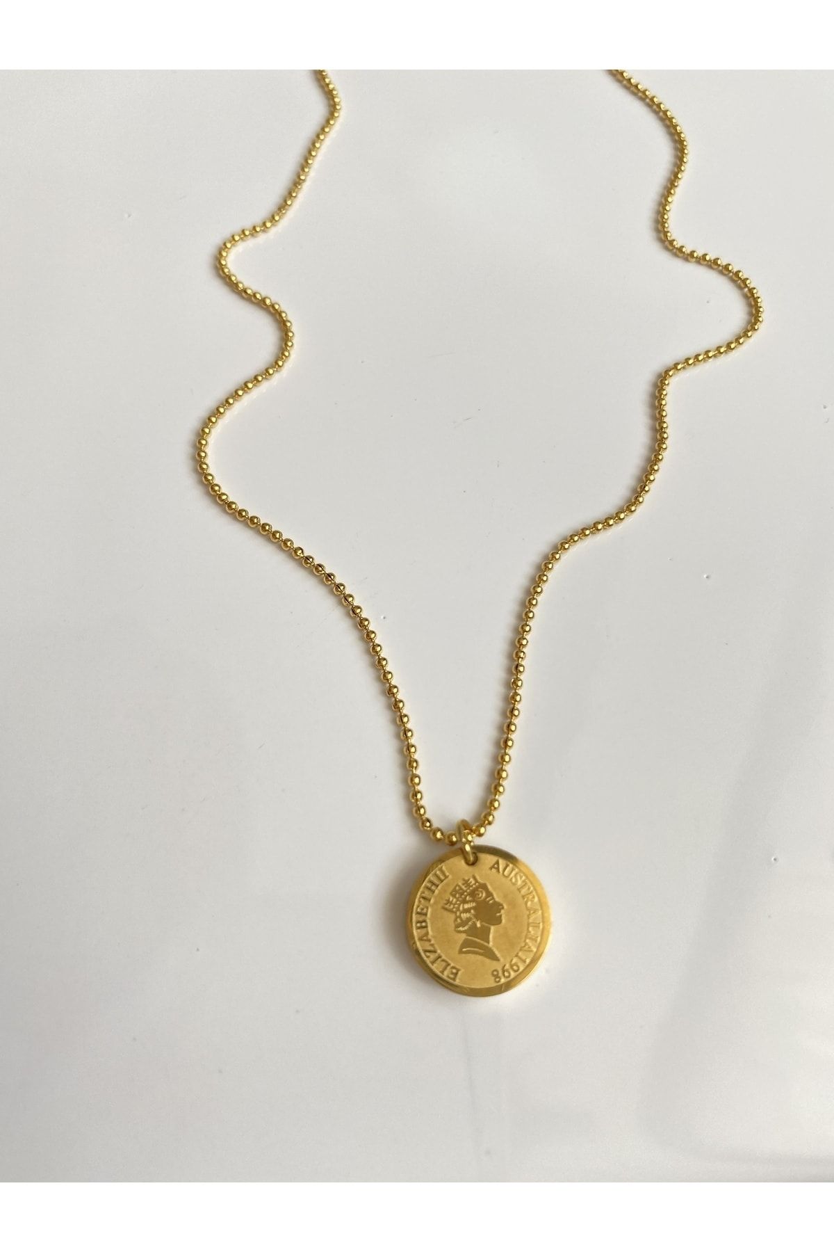 Gold coin sales necklace trend