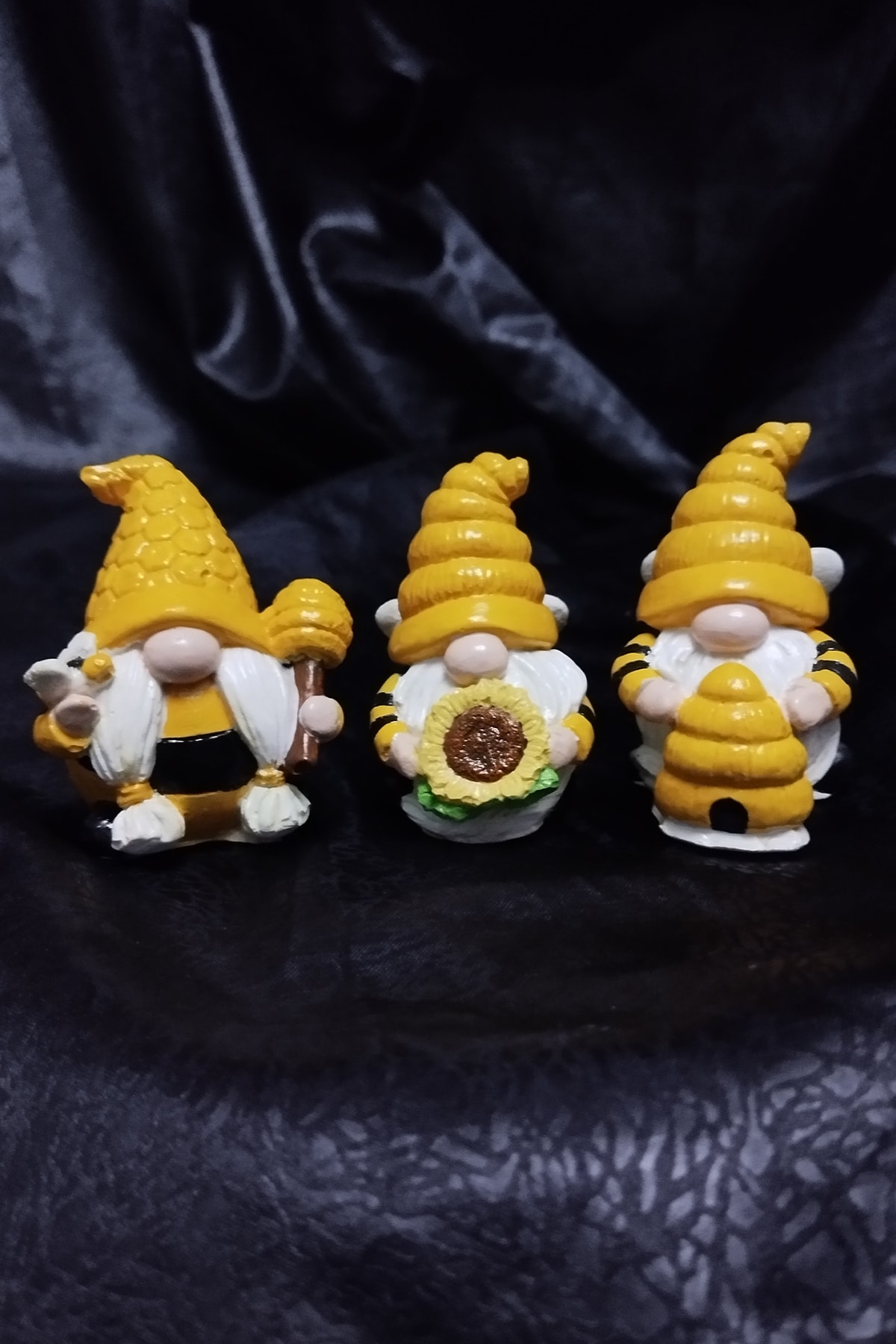 Bee GNOME 3-Piece Terrarium Object Decorative Object Ornament Set of 3