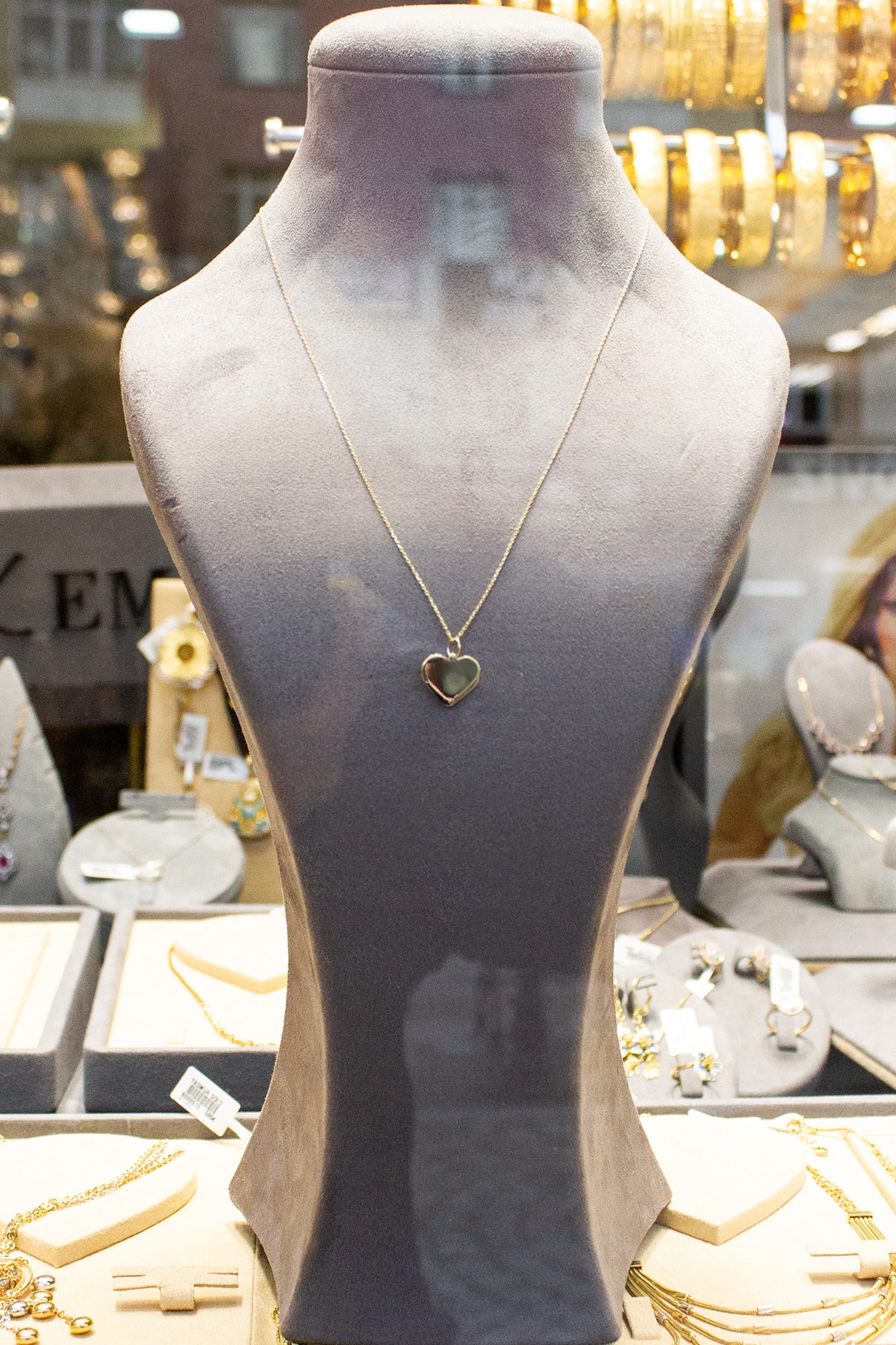 TUBA KUYUMCULUK 14 Ayar Altın Kalpli Zarif Kolye, Isimli Kolye Altın