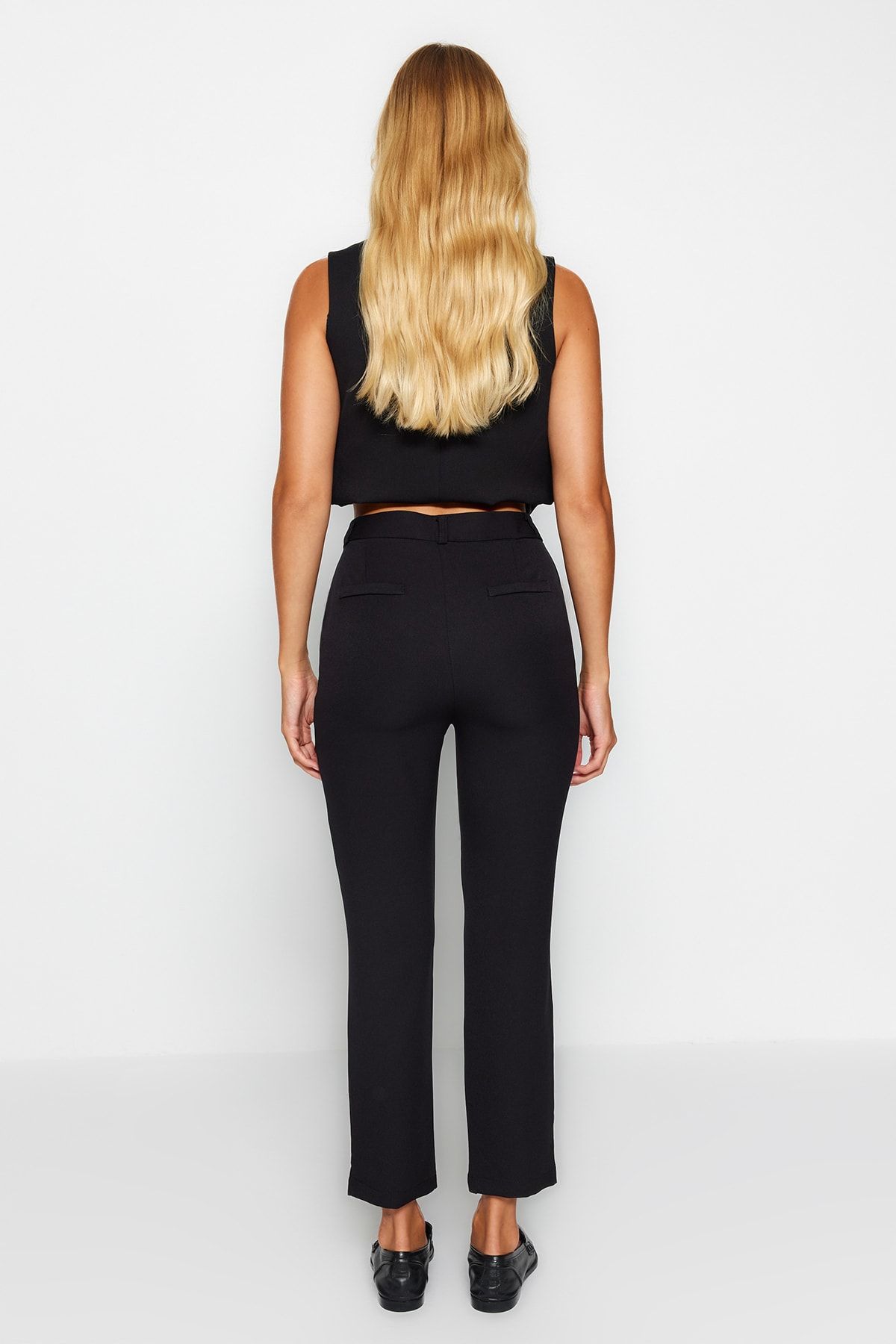 Trendyol Collection-Schwarze Basic-Zigarettenhose aus gewebtem Stoff mit schmalem Bein TWOSS19ST0038 11