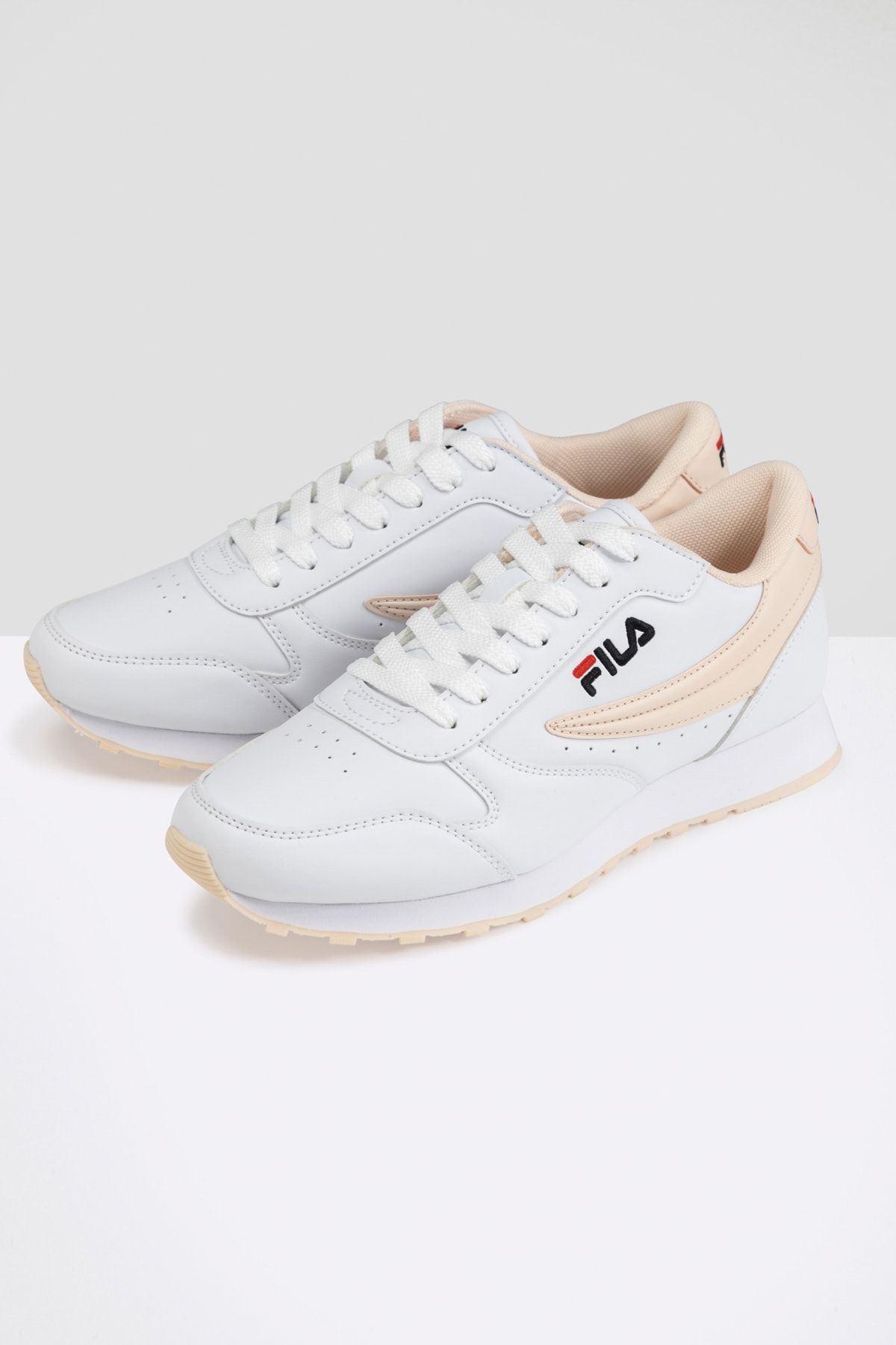 Flat filas 2025