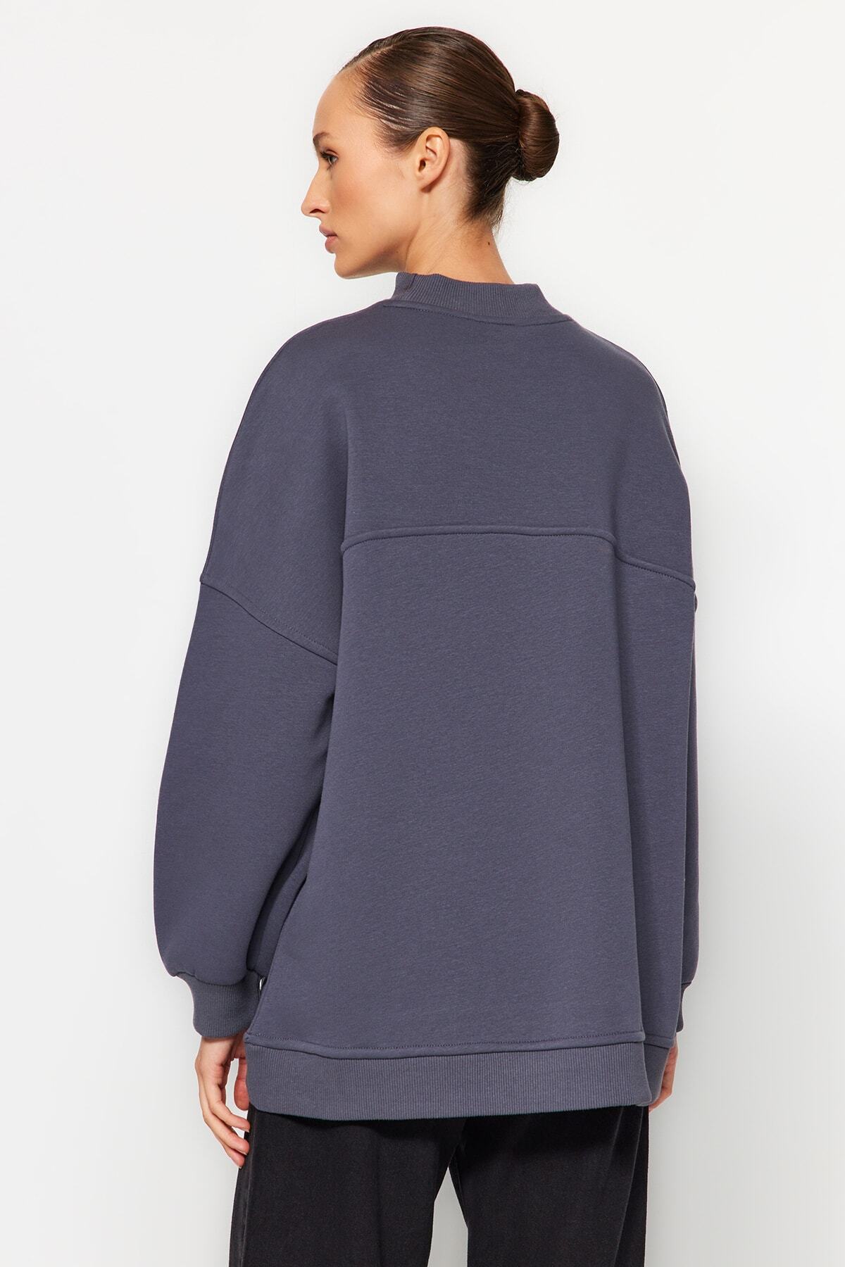 Trendyol Modest-Bluza polarowa typu oversize w kolorze antracytowym - Feather, TCTAW24TW00022 6