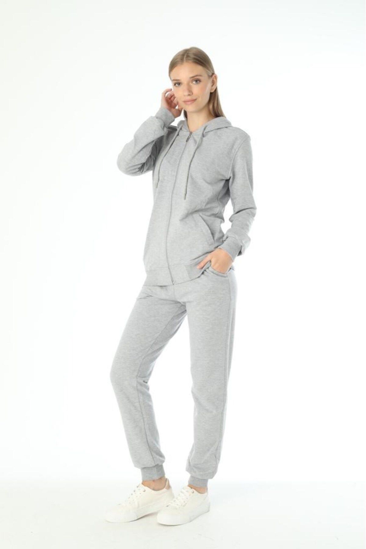Grey sweatsuit shop set